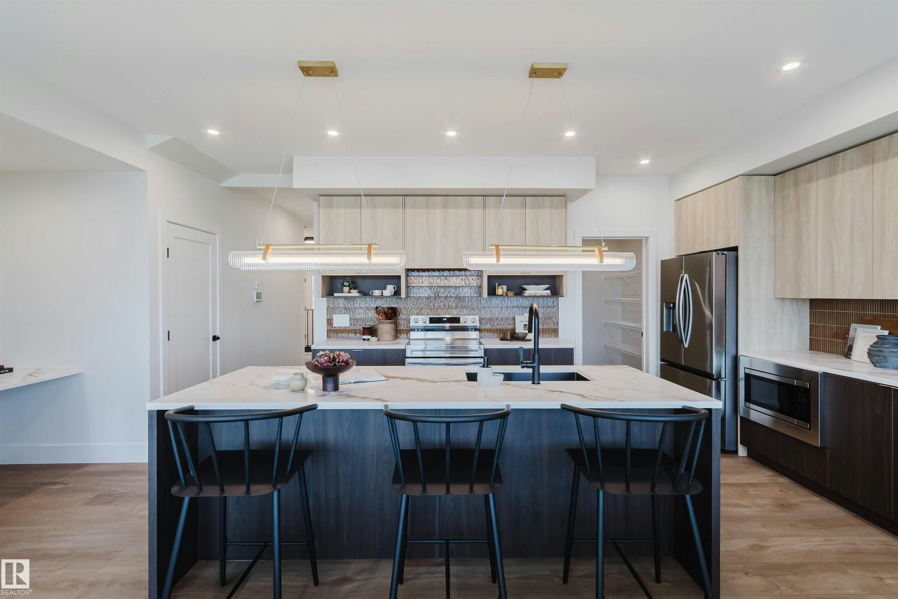 22 Clichy Close, St. Albert, AB, T8T 2E4