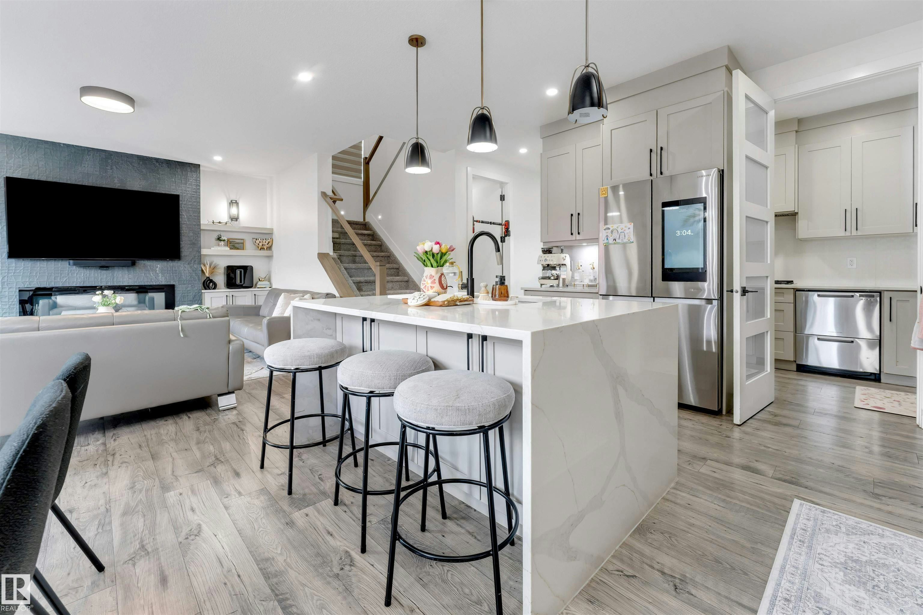 1824 18 Avenue, Edmonton, AB, T6T 2N1