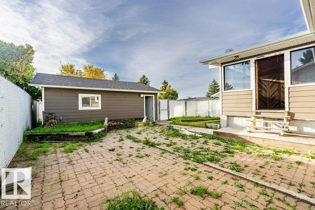 1139 Lakewood Road N, Edmonton, AB, T6K 3A9 - 65