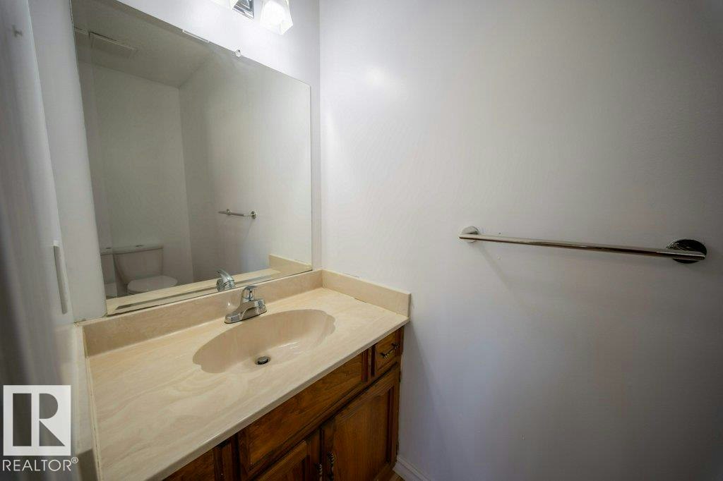 1139 Lakewood Road N, Edmonton, AB, T6K 3A9 - 62