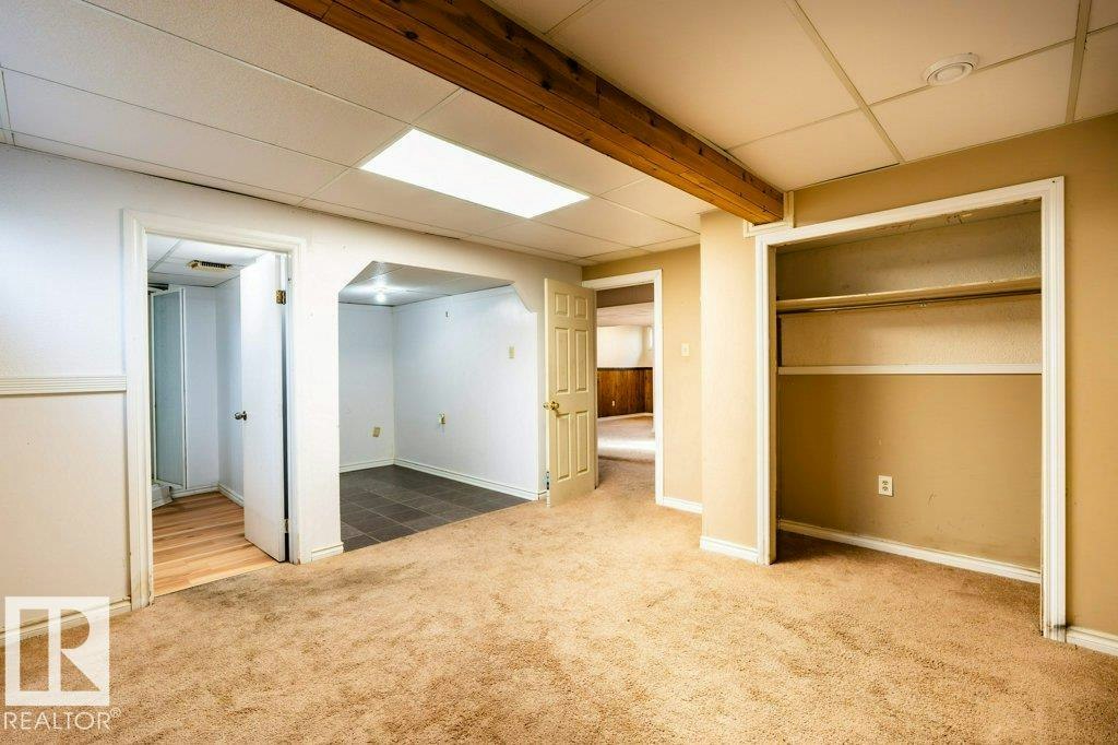 1139 Lakewood Road N, Edmonton, AB, T6K 3A9 - 51