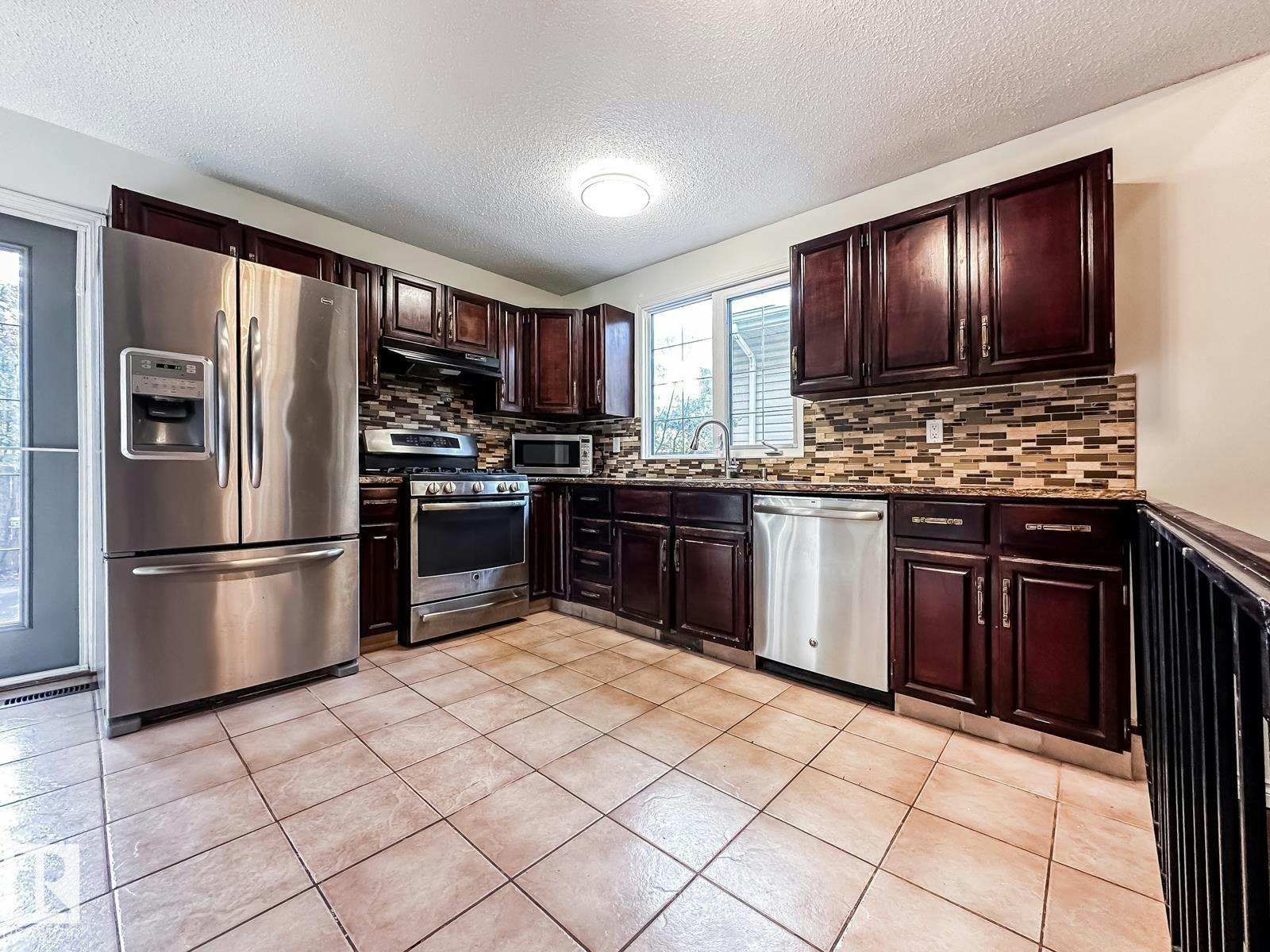 8504 173 Street, Edmonton, AB, T5T 2V4 - 15
