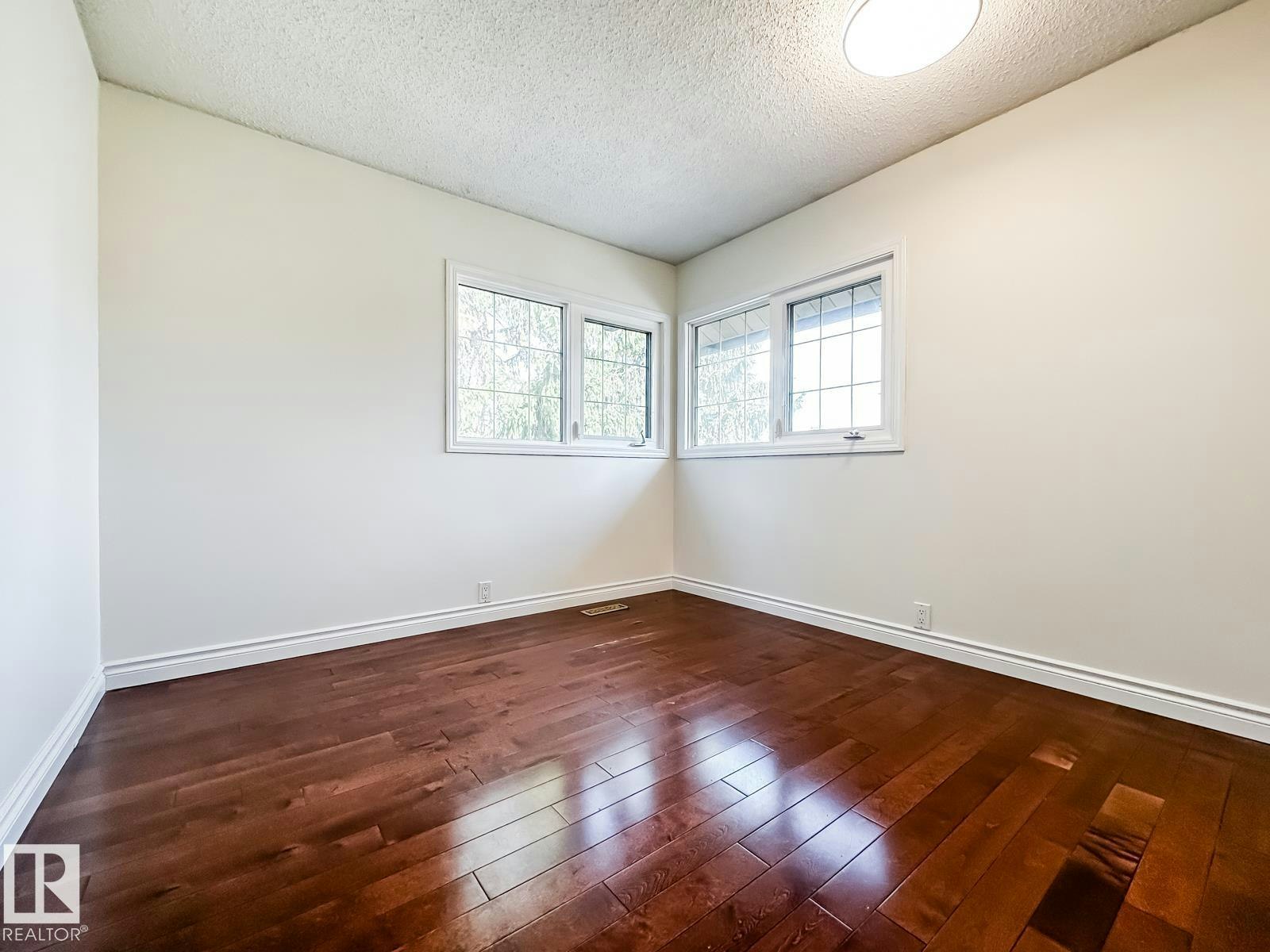 8504 173 Street, Edmonton, AB, T5T 2V4 - 30