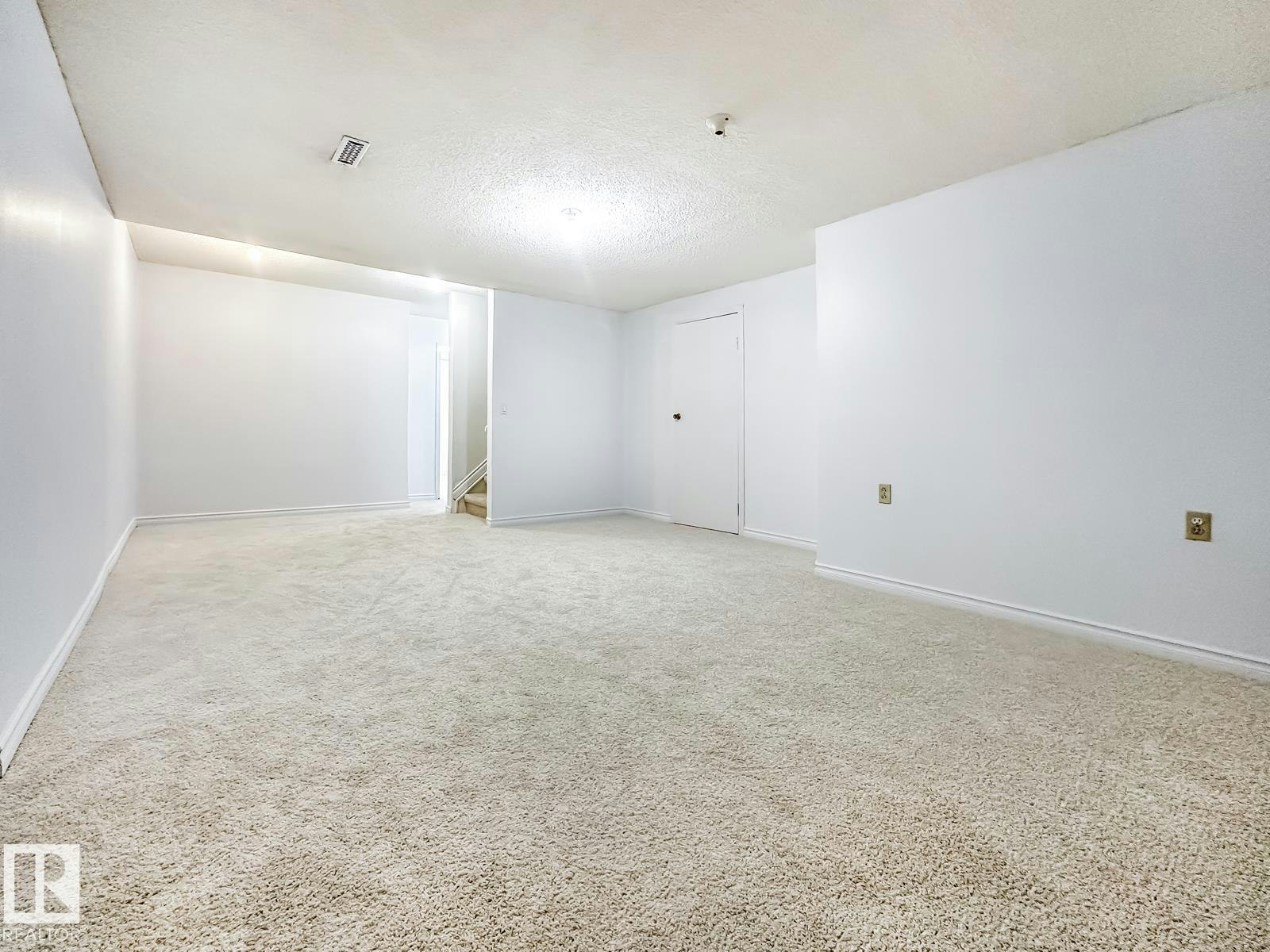 8504 173 Street, Edmonton, AB, T5T 2V4 - 35
