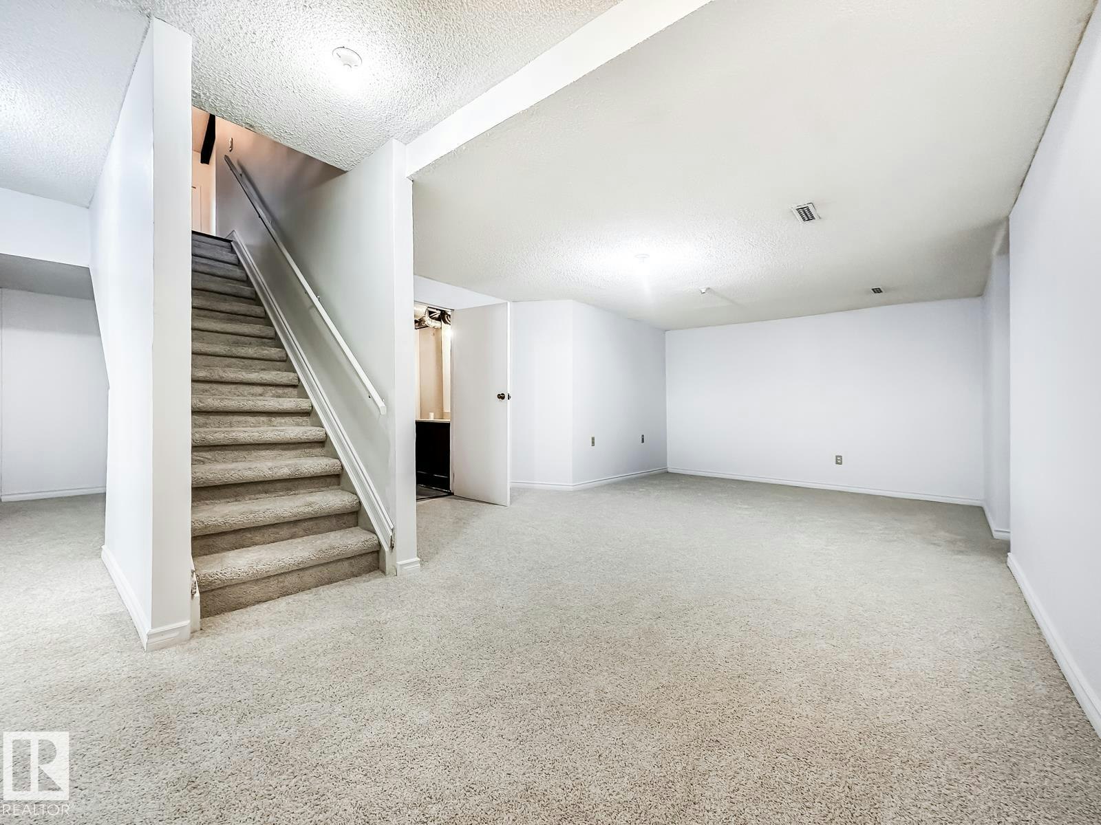 8504 173 Street, Edmonton, AB, T5T 2V4 - 34