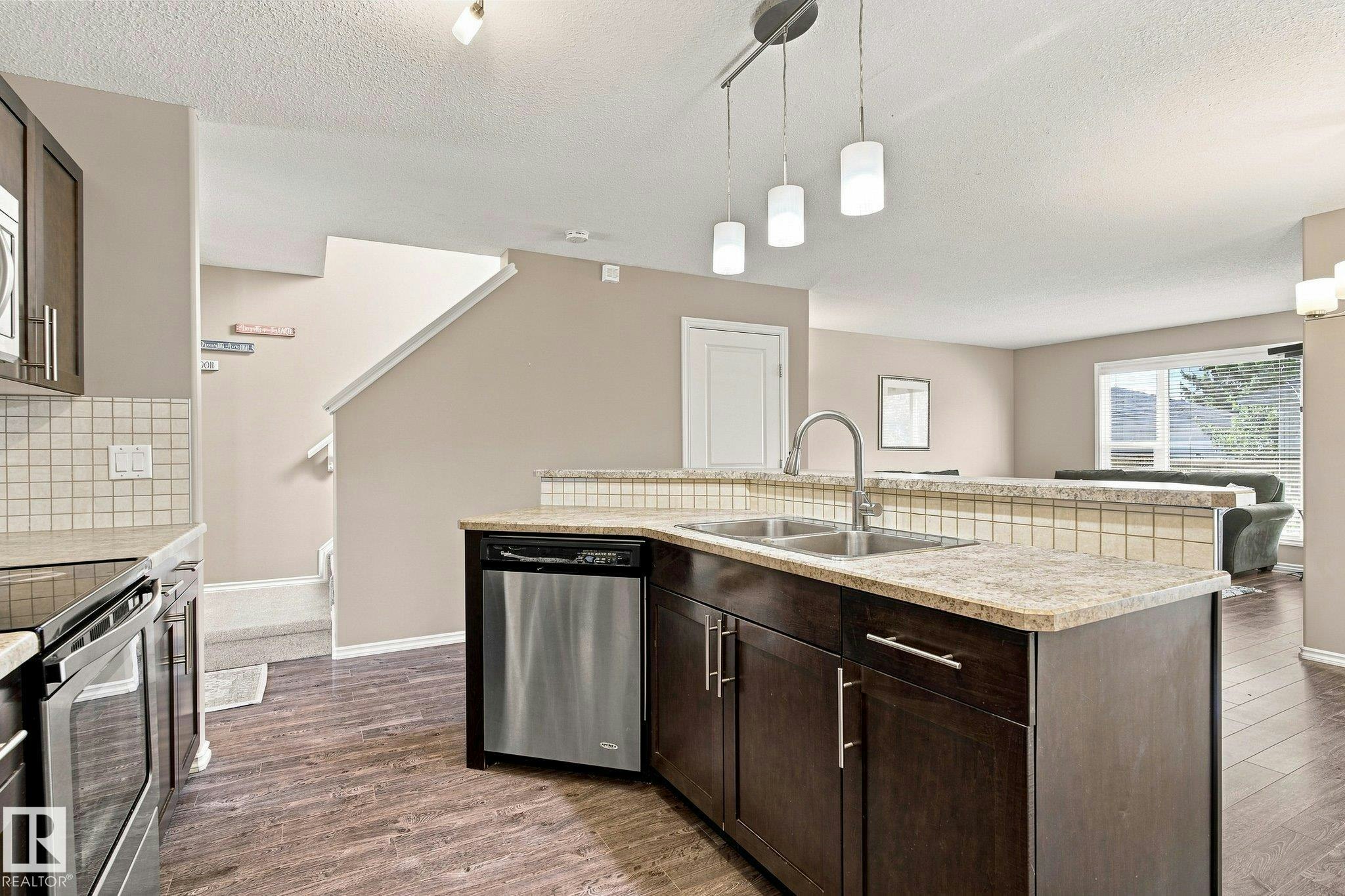 18080 89 Street, Edmonton, AB, T5Z 0J5 - 8