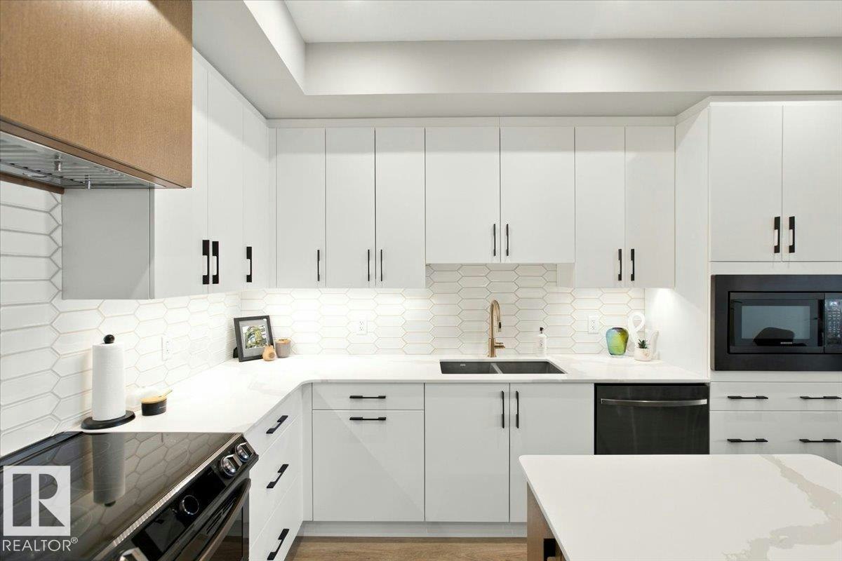 427-7463 May Common, Edmonton, AB, T6R 0X1