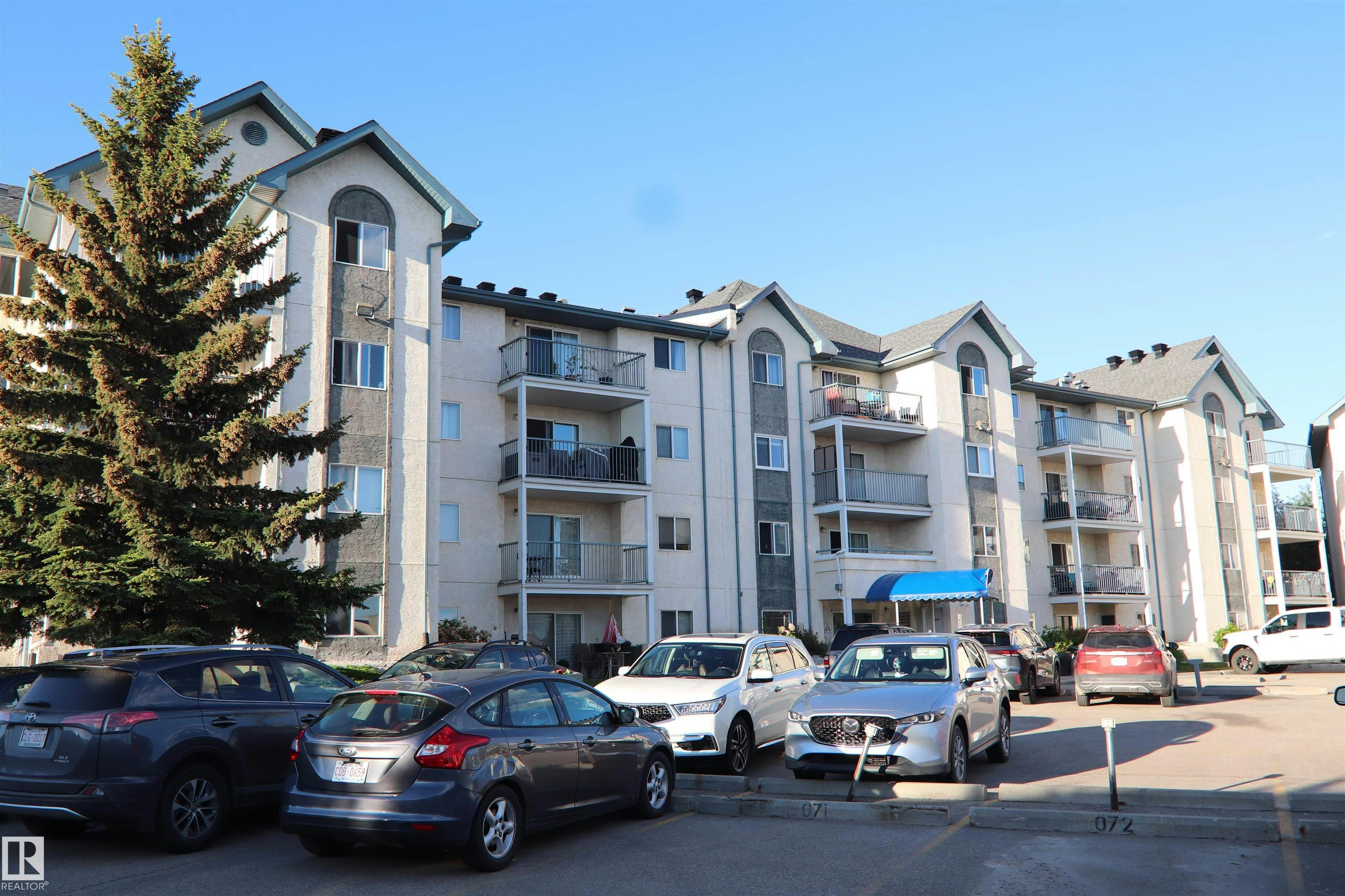 421-6720 158 Avenue, Edmonton, AB, T5Z 3B1