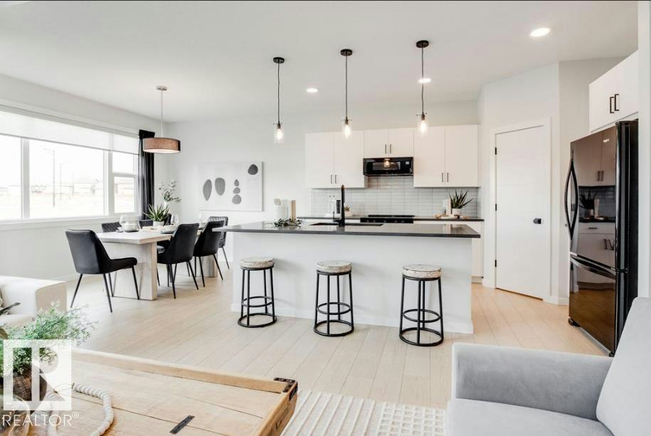 2431 209 Street - 2