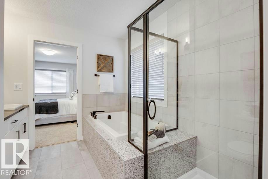 2431 209 Street, Edmonton, AB, T6M 2K7 - 14