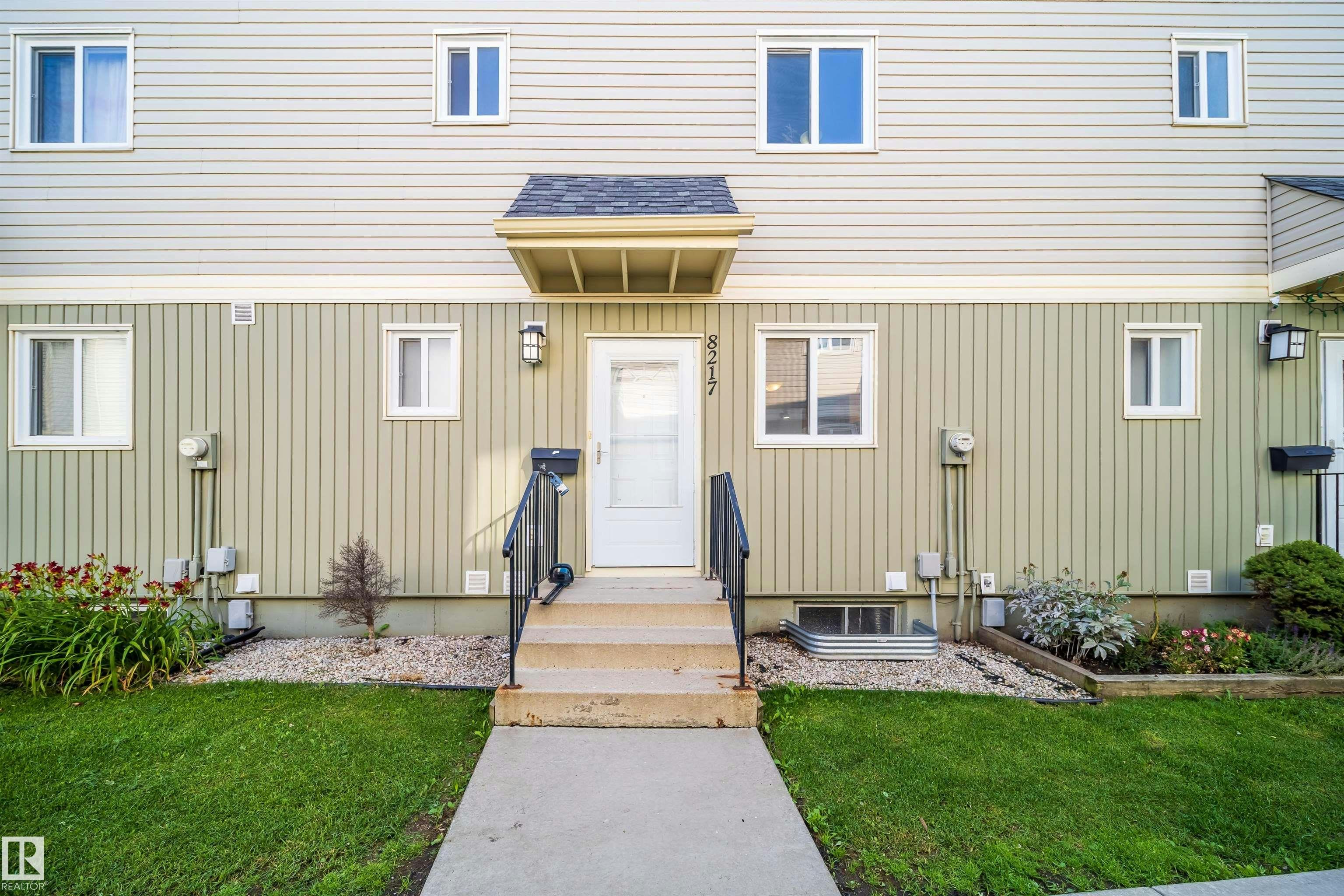 8217 182 Street, Edmonton, AB, T5T 1L2