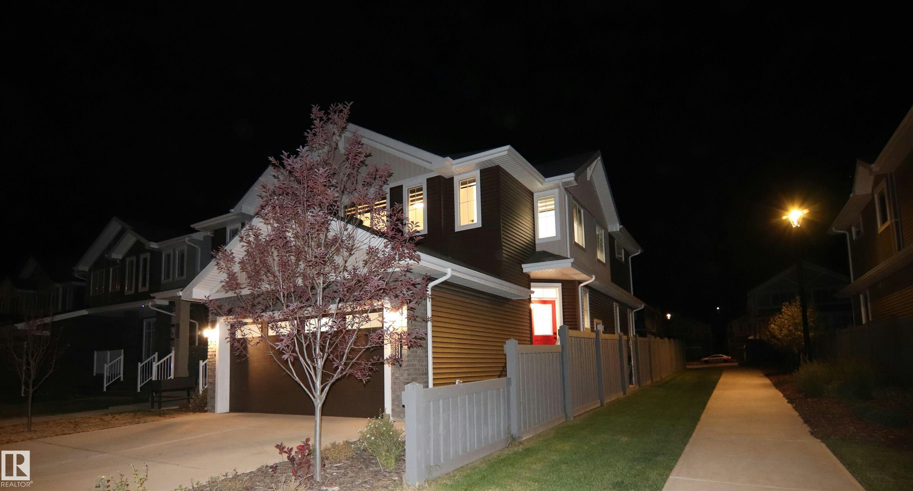 3332 168 Street SW, Edmonton, AB, T6W 5M2