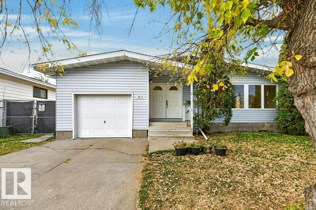 8612 175 Street, Edmonton, AB, T5T 0N8