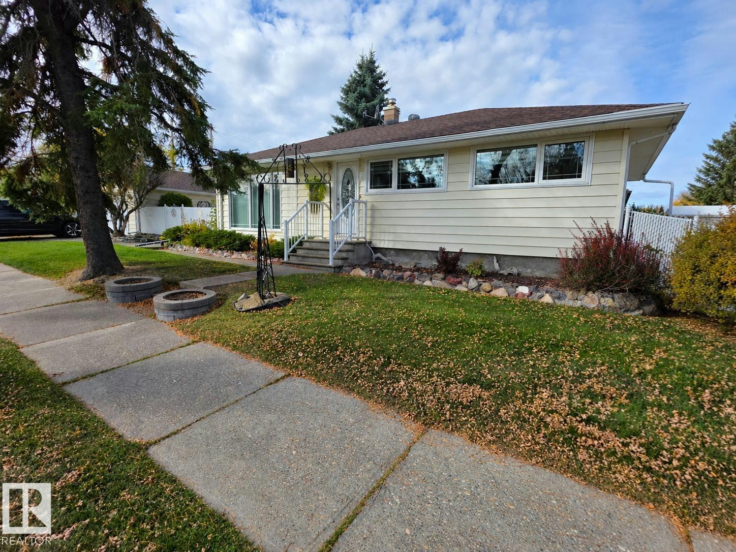 5308 48 Street, Drayton Valley, AB, T7A 1C2