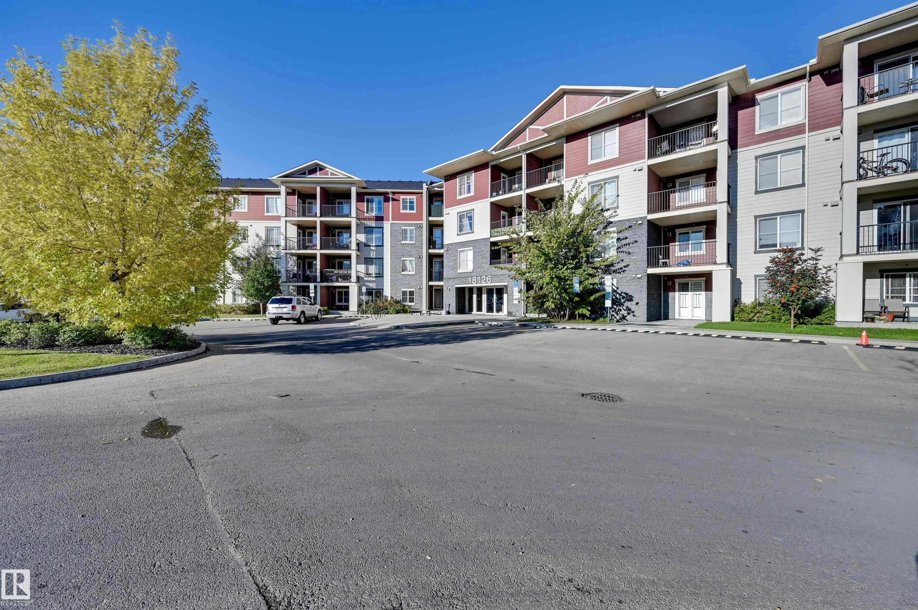 319-18126 77 Street, Edmonton, AB, T5Z 0N7