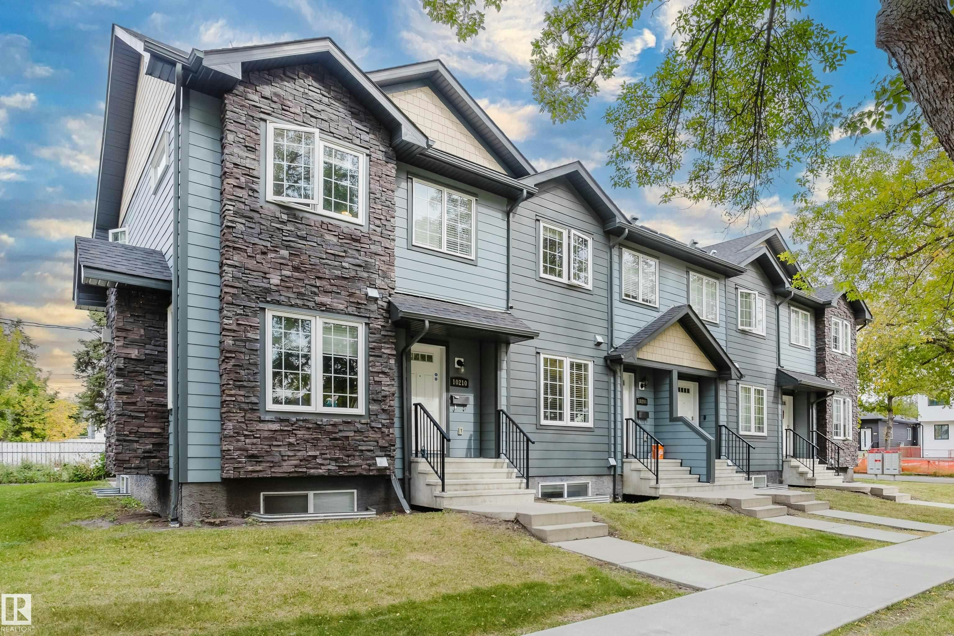 10204 - 10210 113 Avenue, Edmonton, AB, T5G 0W9