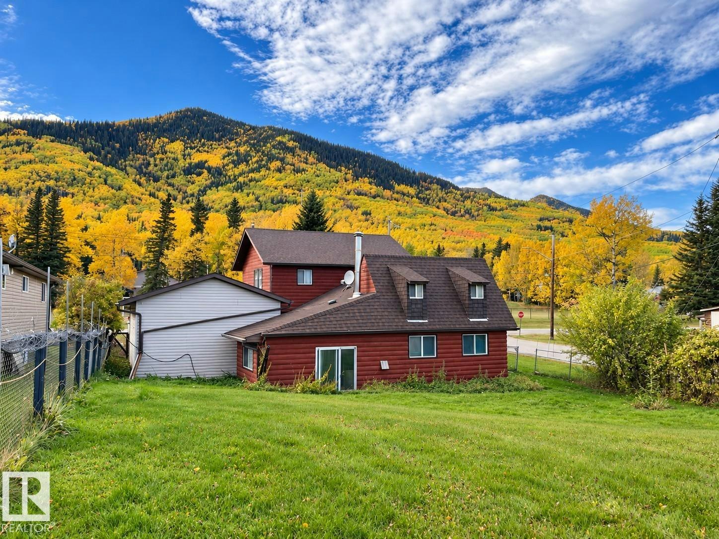 4933 Centre Street, Rural Yellowhead, AB, T7V 1Z1