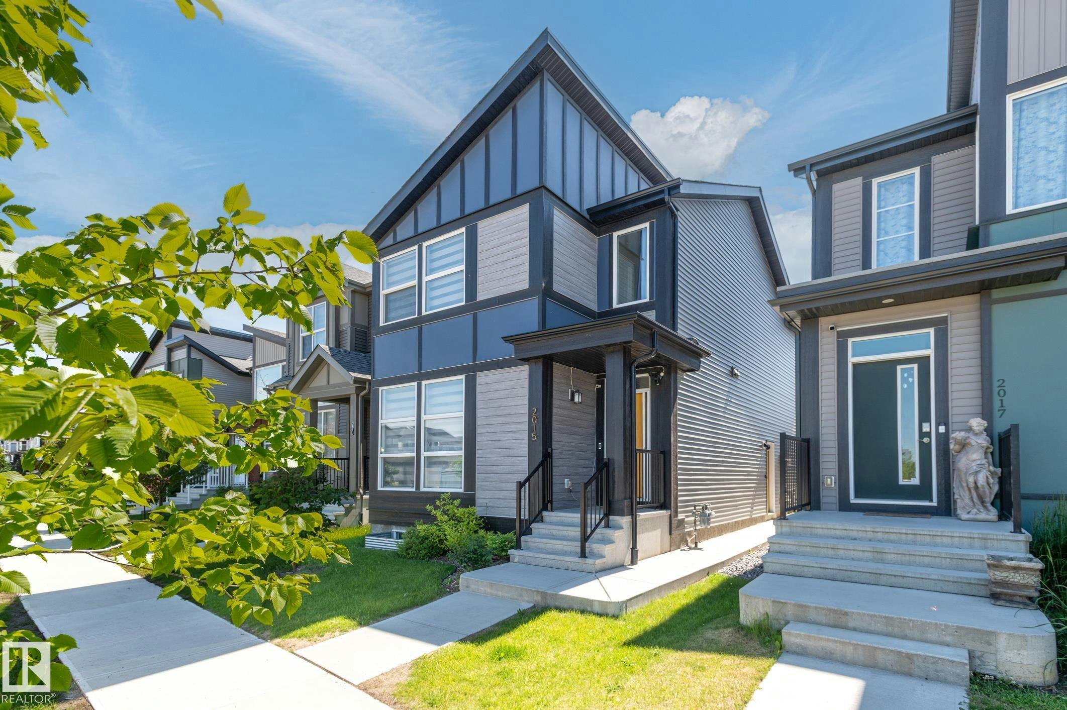 2015 Desrochers Drive, Edmonton, AB, T6W 4Y9