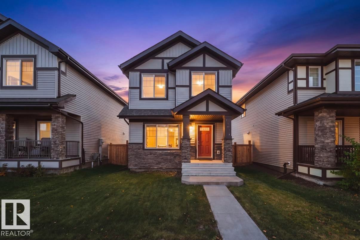 15927 13 Avenue, Edmonton, AB, T6W 3N6