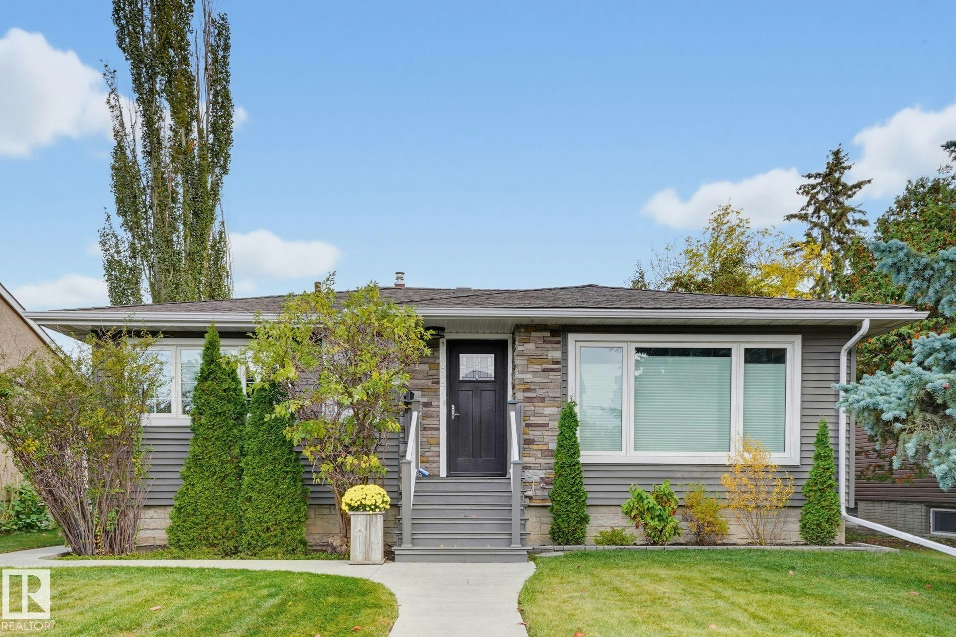10807 134 Street, Edmonton, AB, T5M 1H9