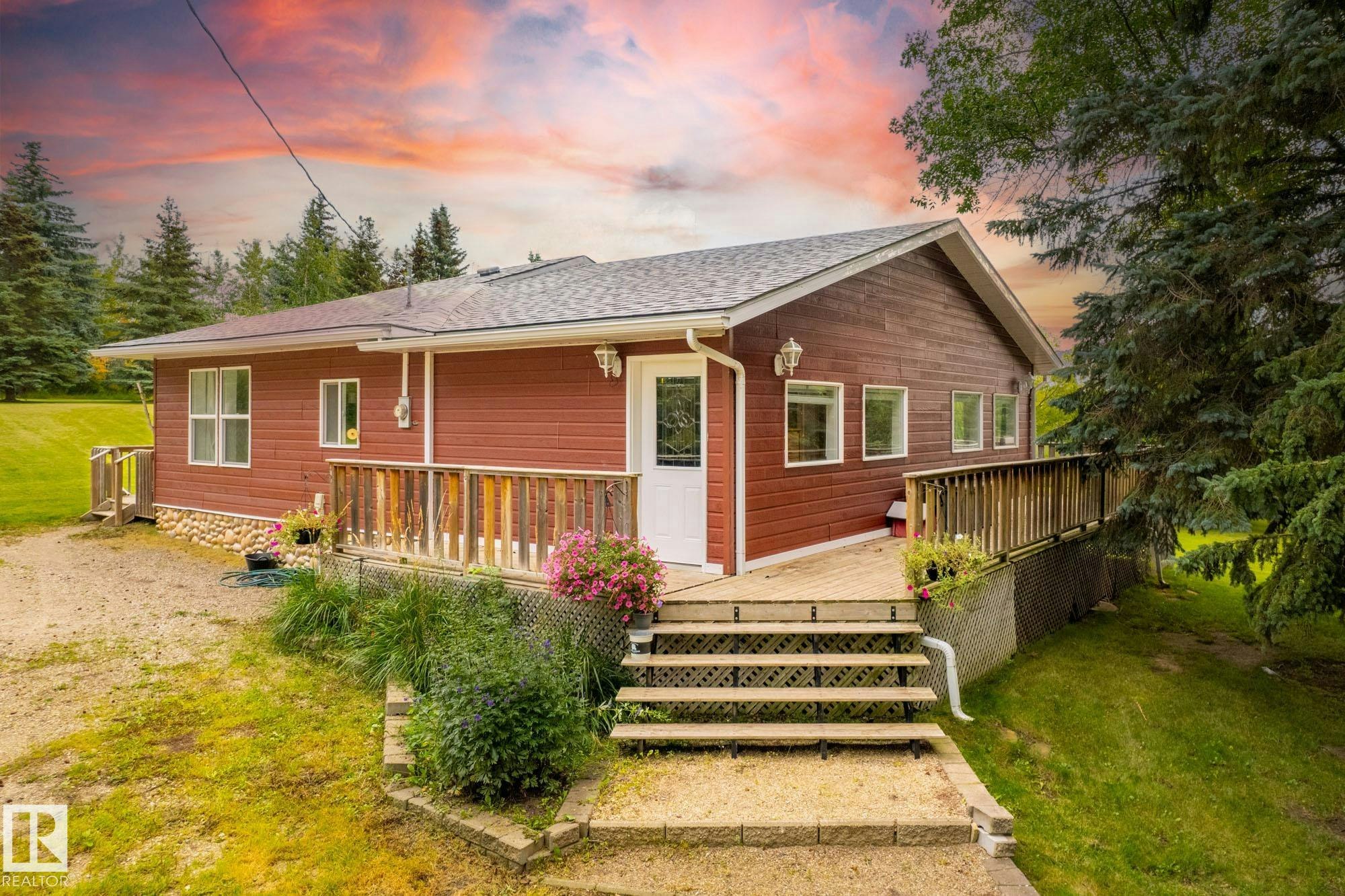 55115 Rge Road 13, Rural Lac Ste. Anne County, AB, T0E 1V0