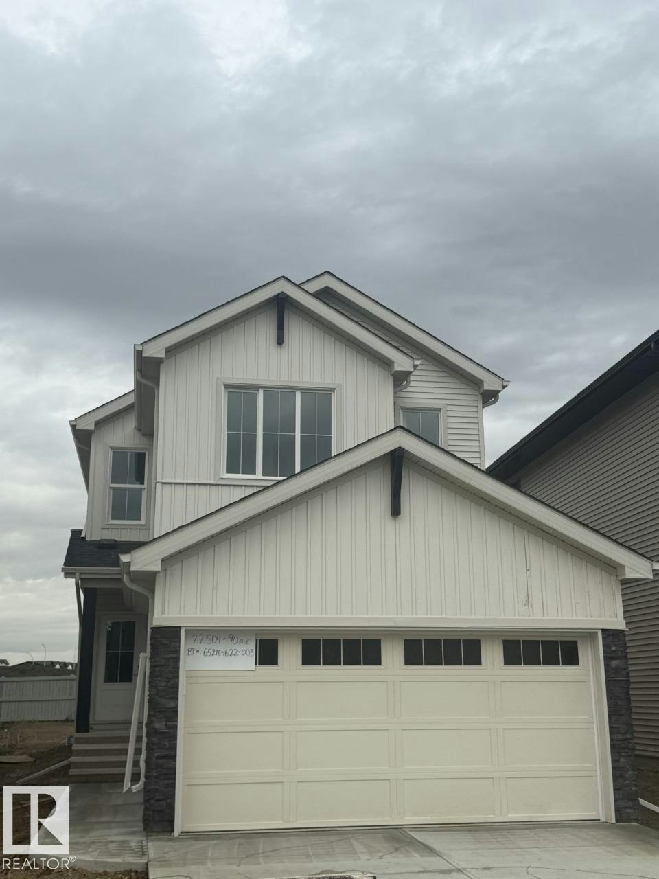 22504 90 Avenue, Edmonton, AB, T5T 7W9
