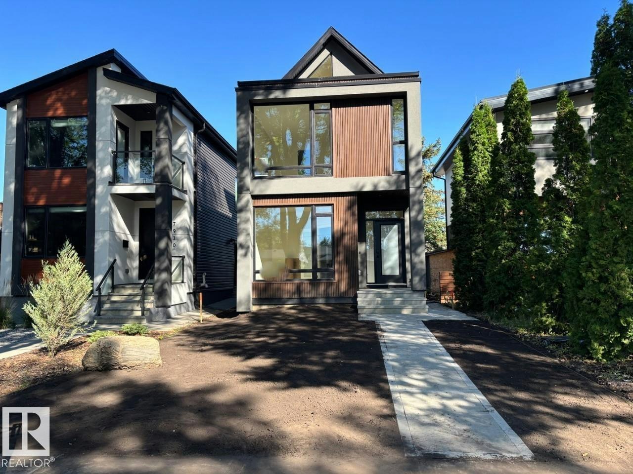 7928 97 Avenue, Edmonton, AB, T6C 2B7
