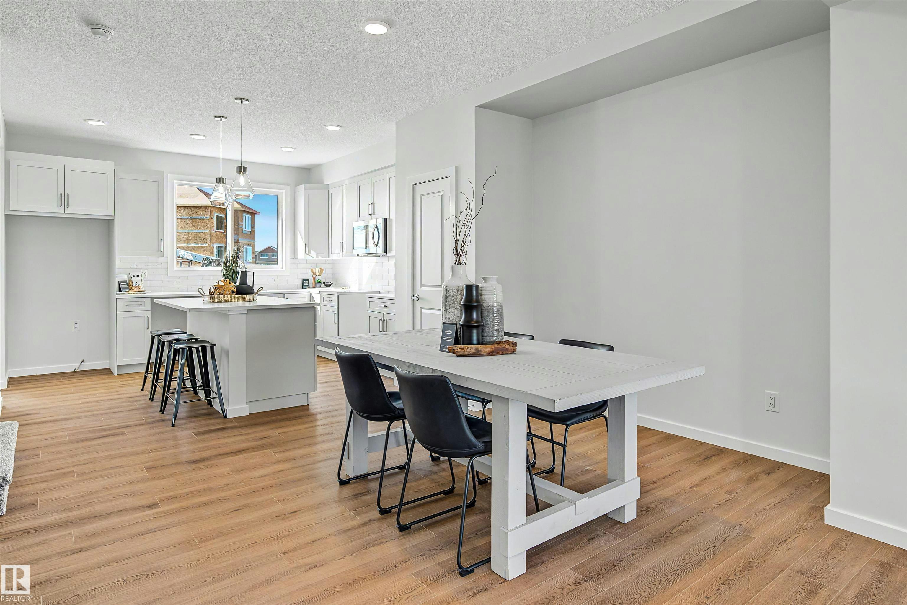 3028 192 Street, Edmonton, AB, T6M 3M3 - 6