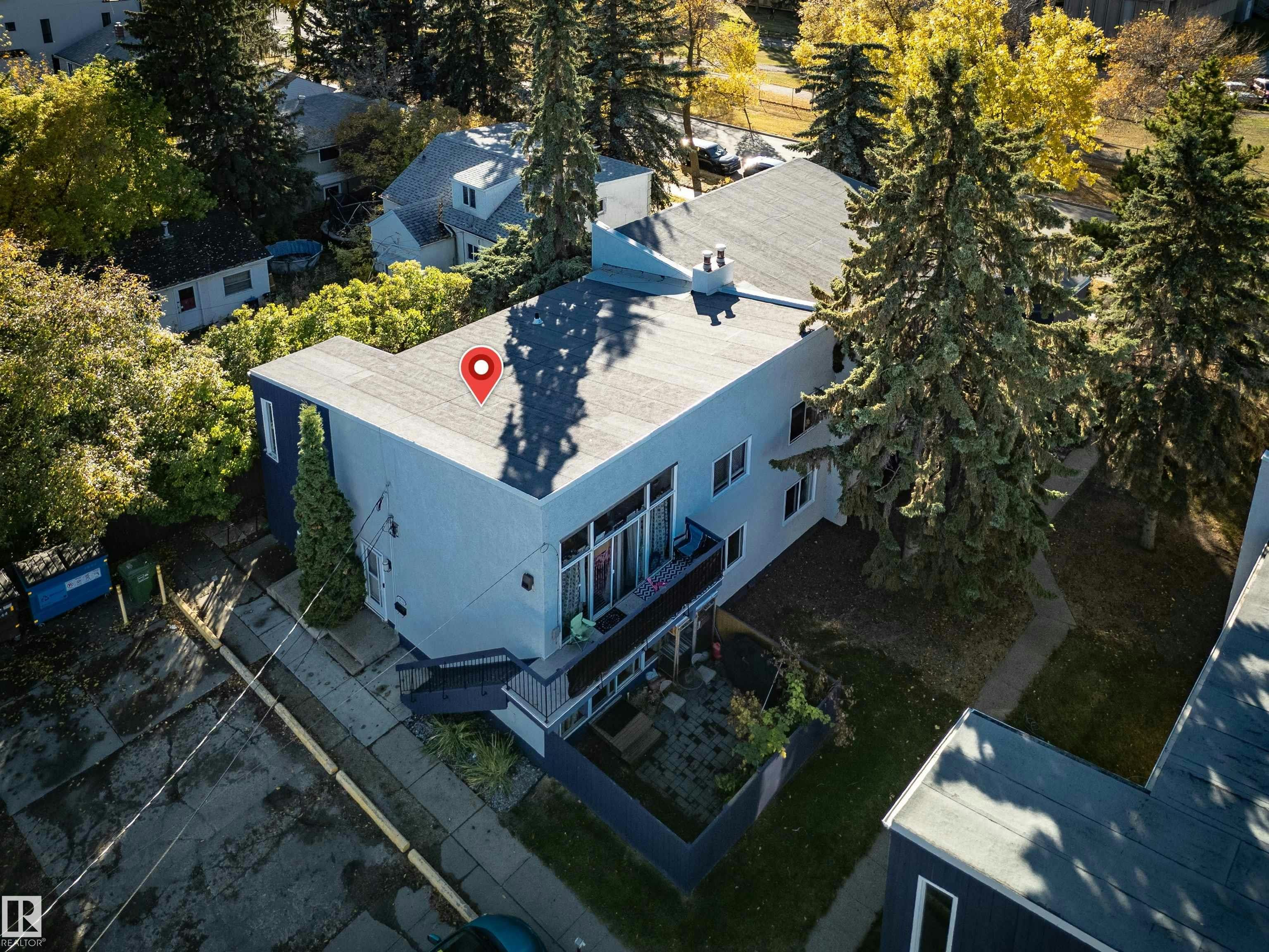 10539 84 Street, Edmonton, AB, T6A 3R4