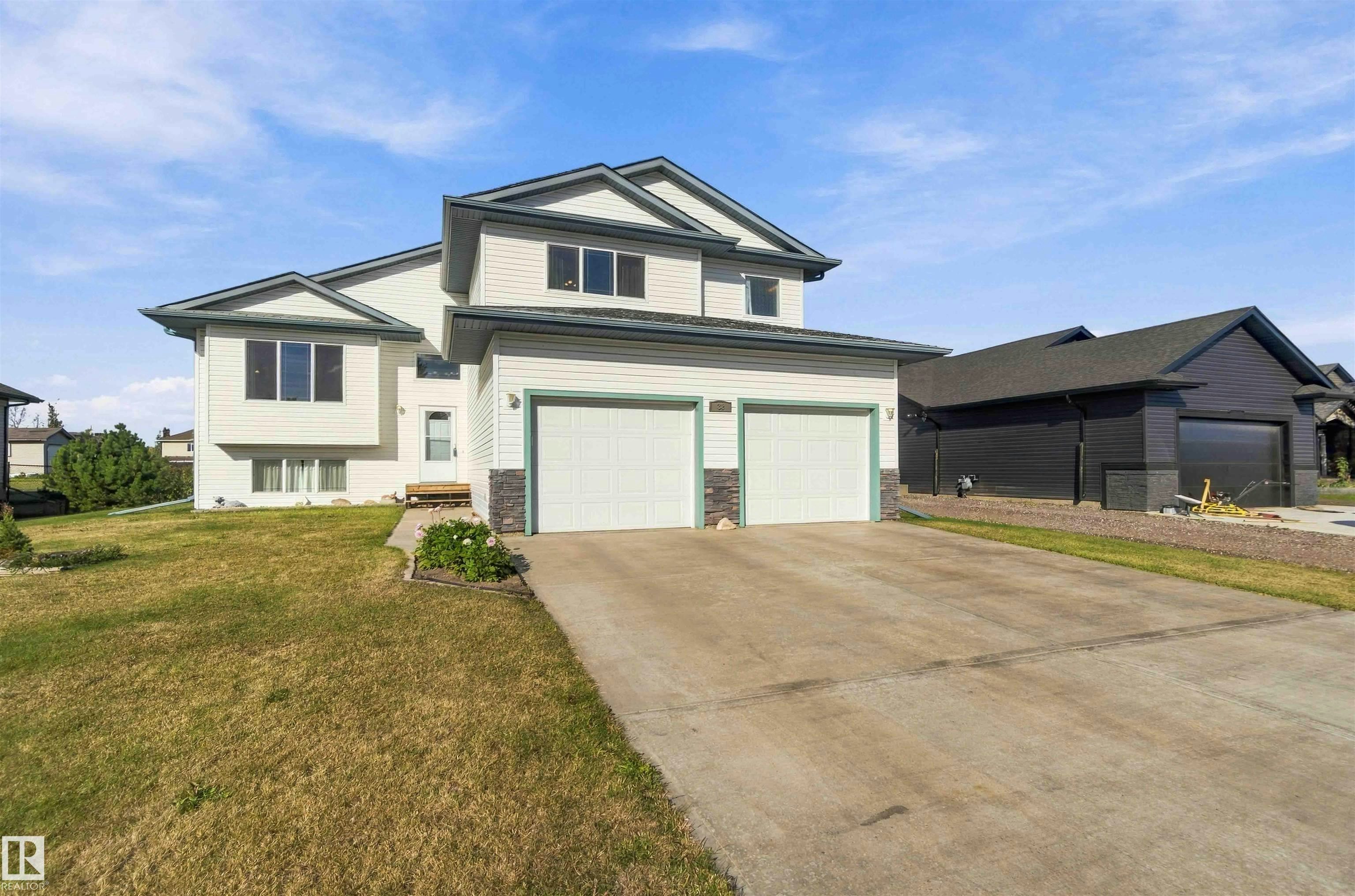 38 Landing Trails Drive, Gibbons, AB, T0A 1N0