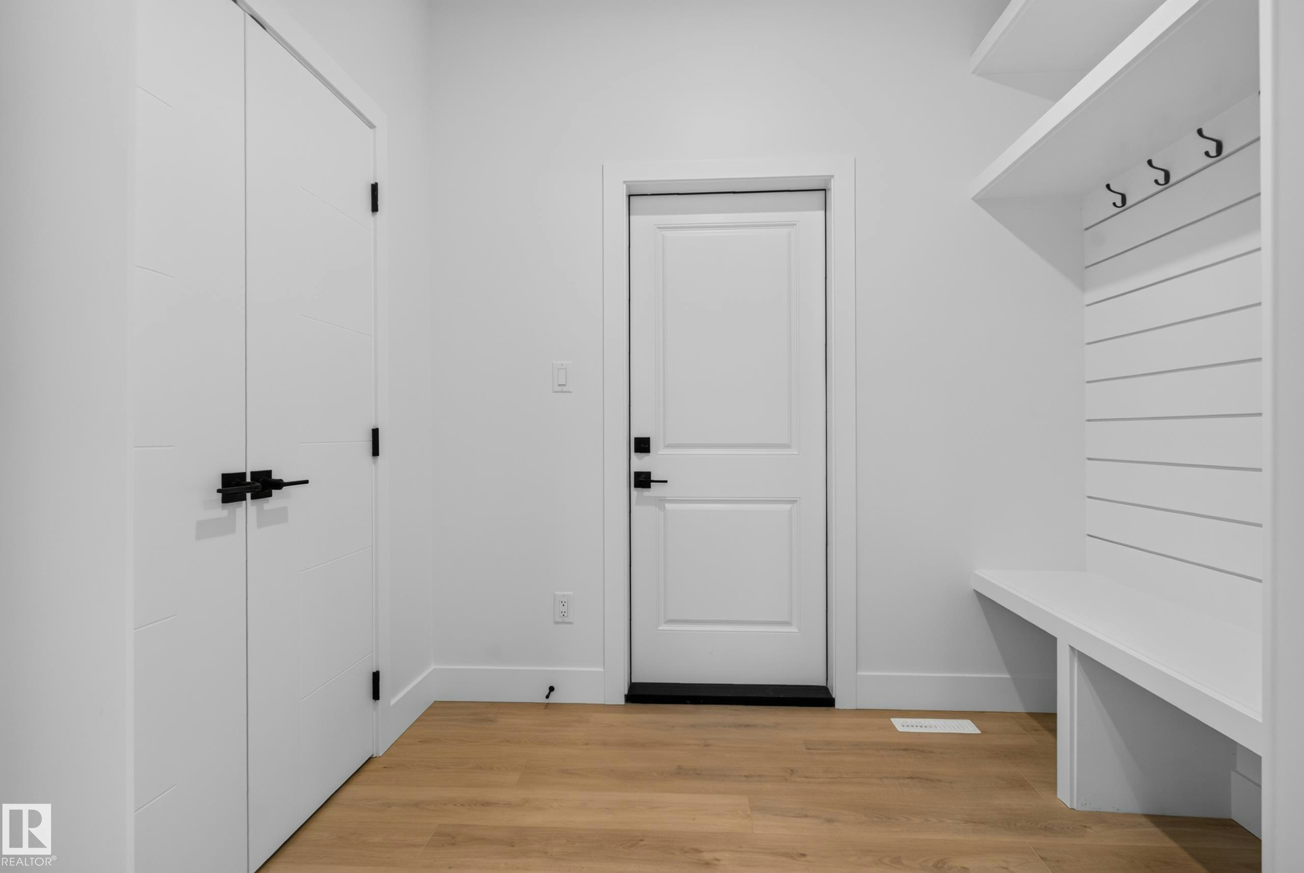 For Sale: 318 Elliott Wynd, Fort Saskatchewan, AB - REW