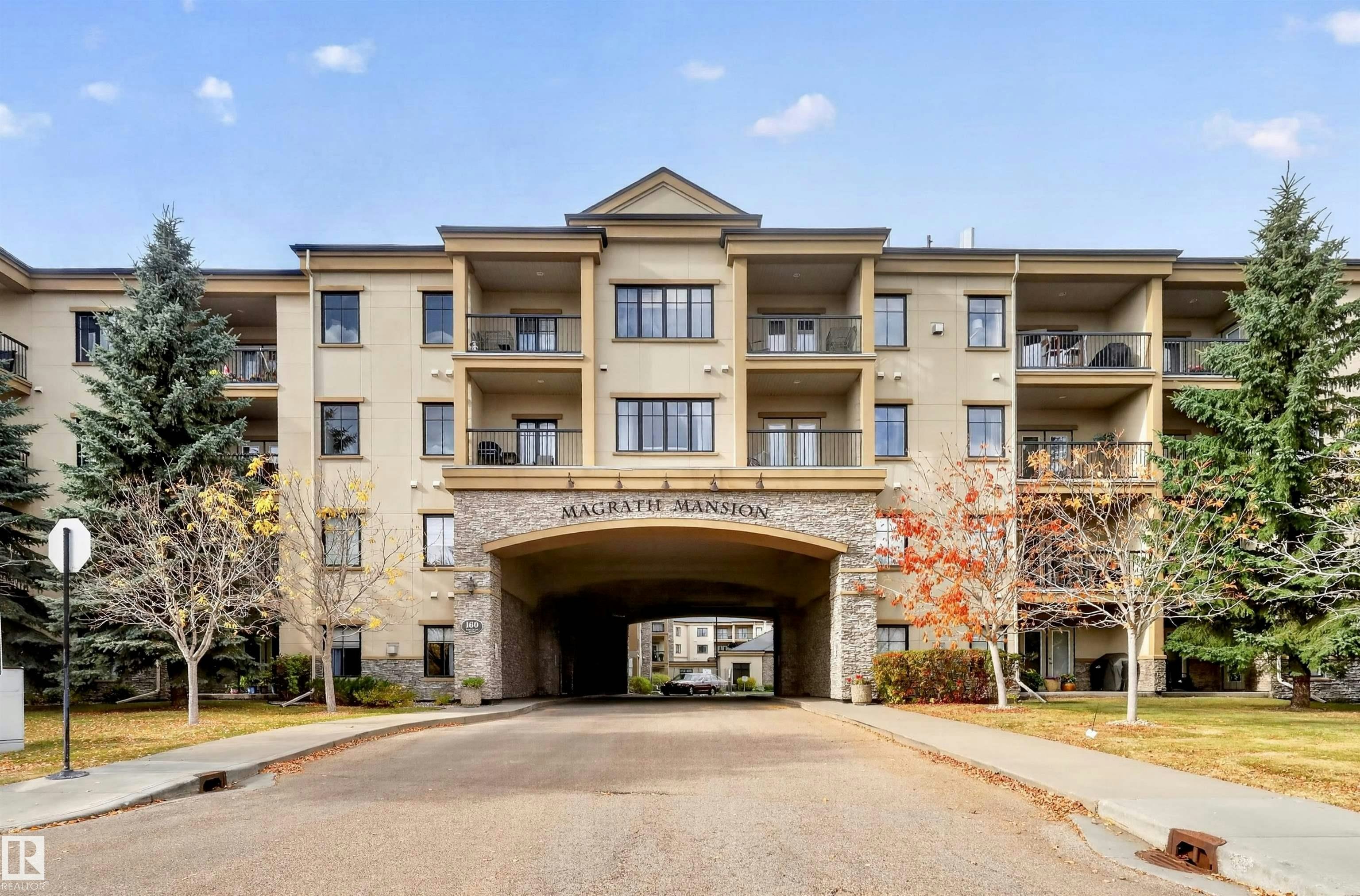 217-160 Magrath Road, Edmonton, AB, T6R 3T7