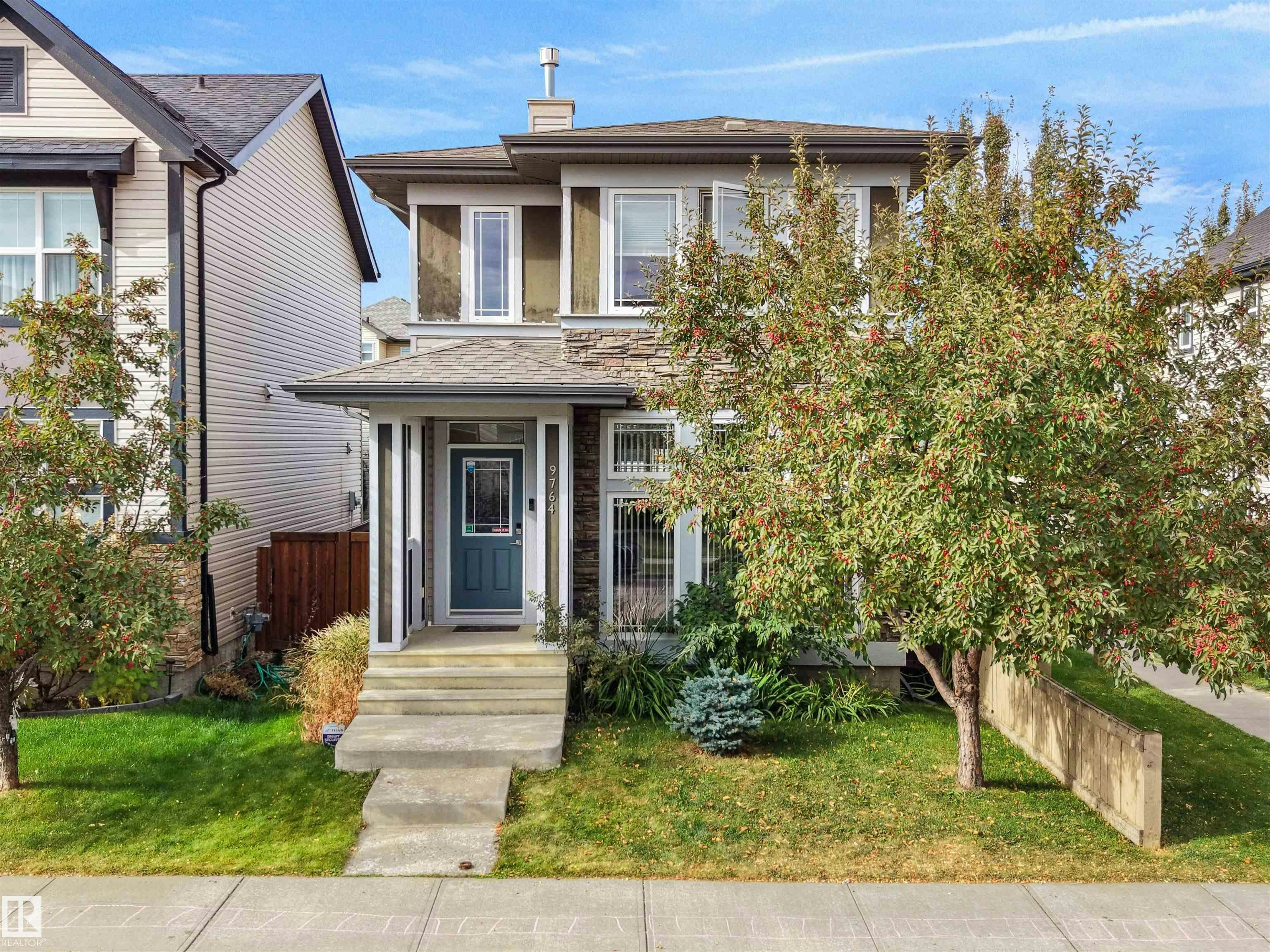 9764 221 Street, Edmonton, AB, T5T 4M1