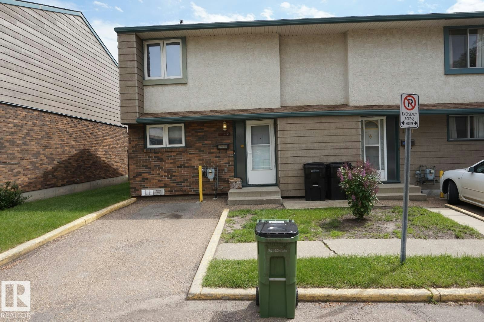 129 Abbottsfield Road, Edmonton, AB, T5W 4S9
