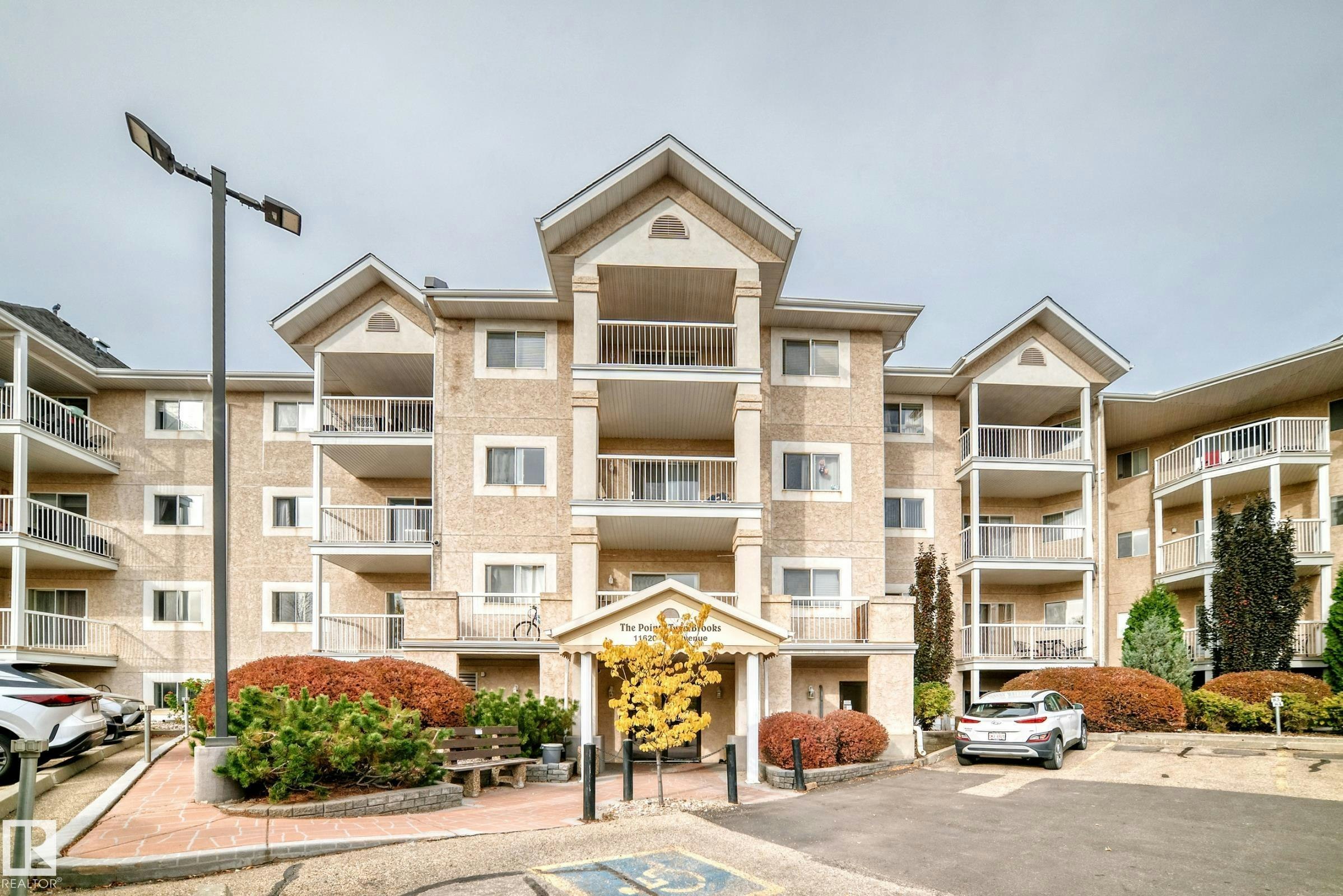109-11620 9a Avenue, Edmonton, AB, T6J 7B4