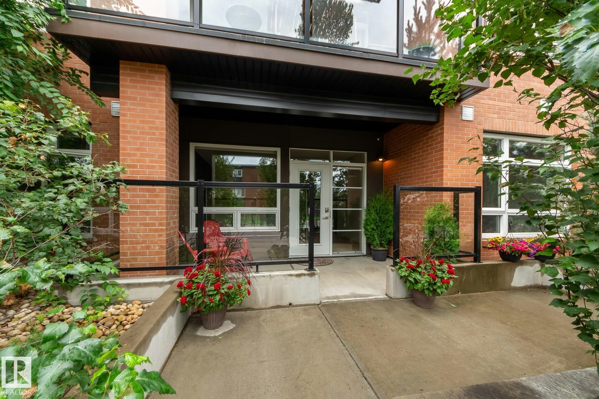 102-10606 84 Avenue, Edmonton, AB, T6E 2H6