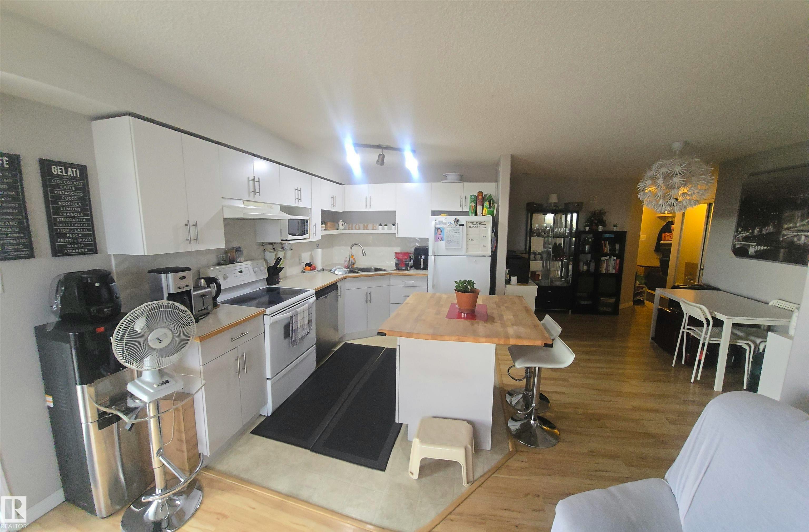 502-11325 83 Street - 5