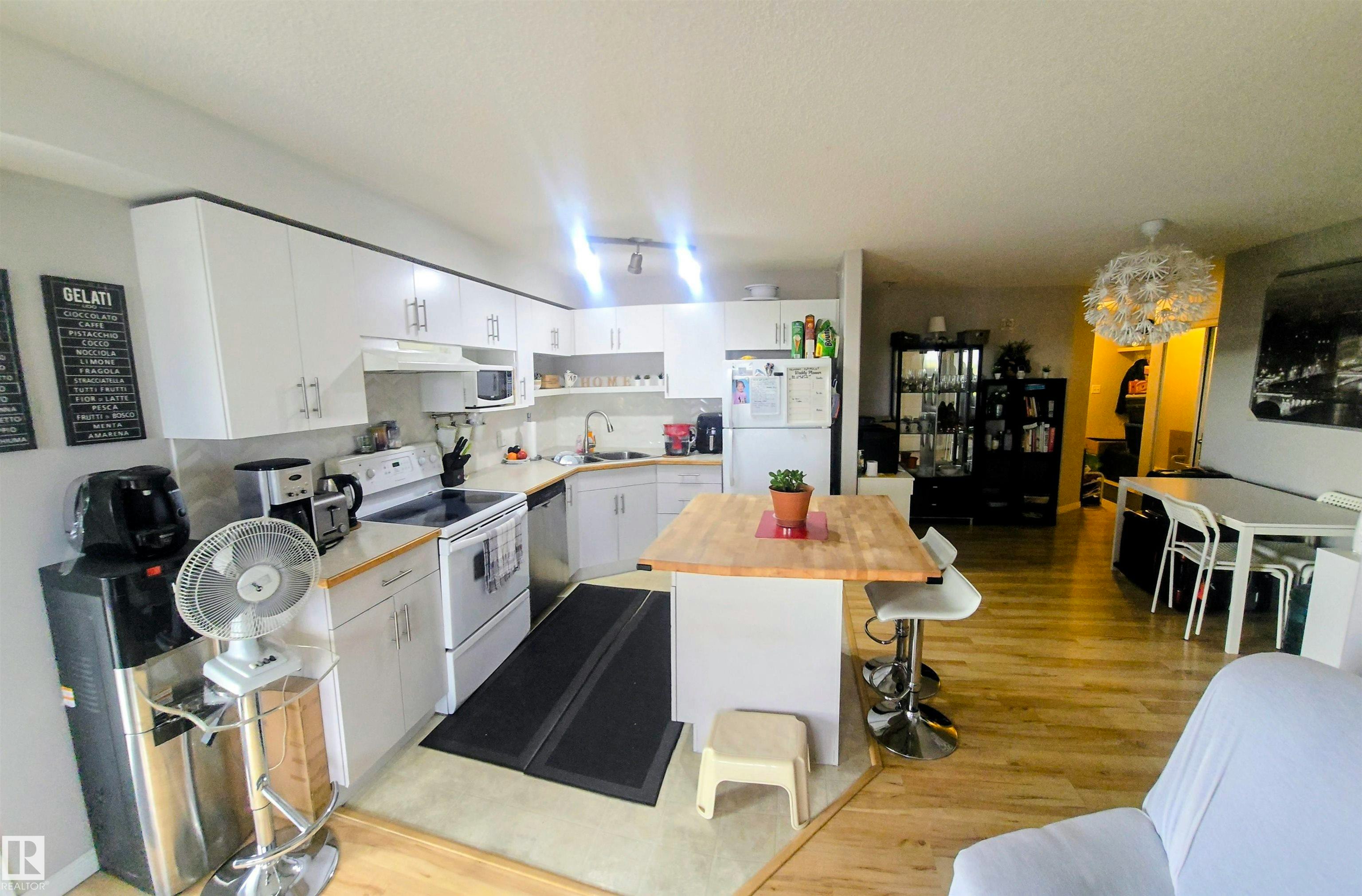 502-11325 83 Street - 4