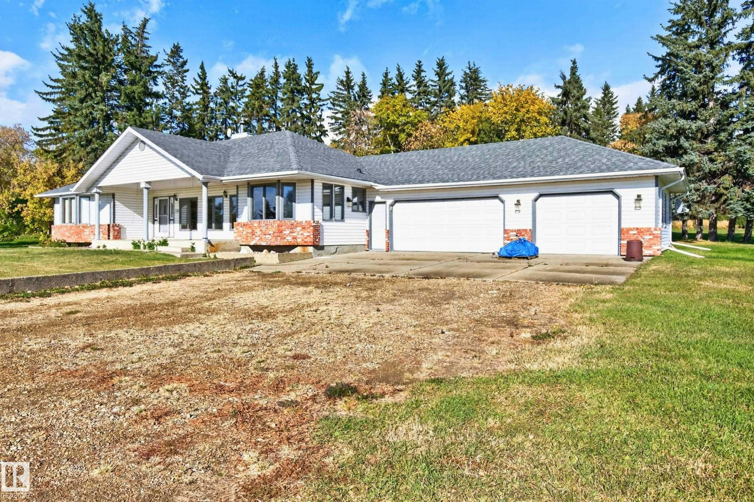 19403 Fort Rd, Edmonton, AB, T5Y 6H2