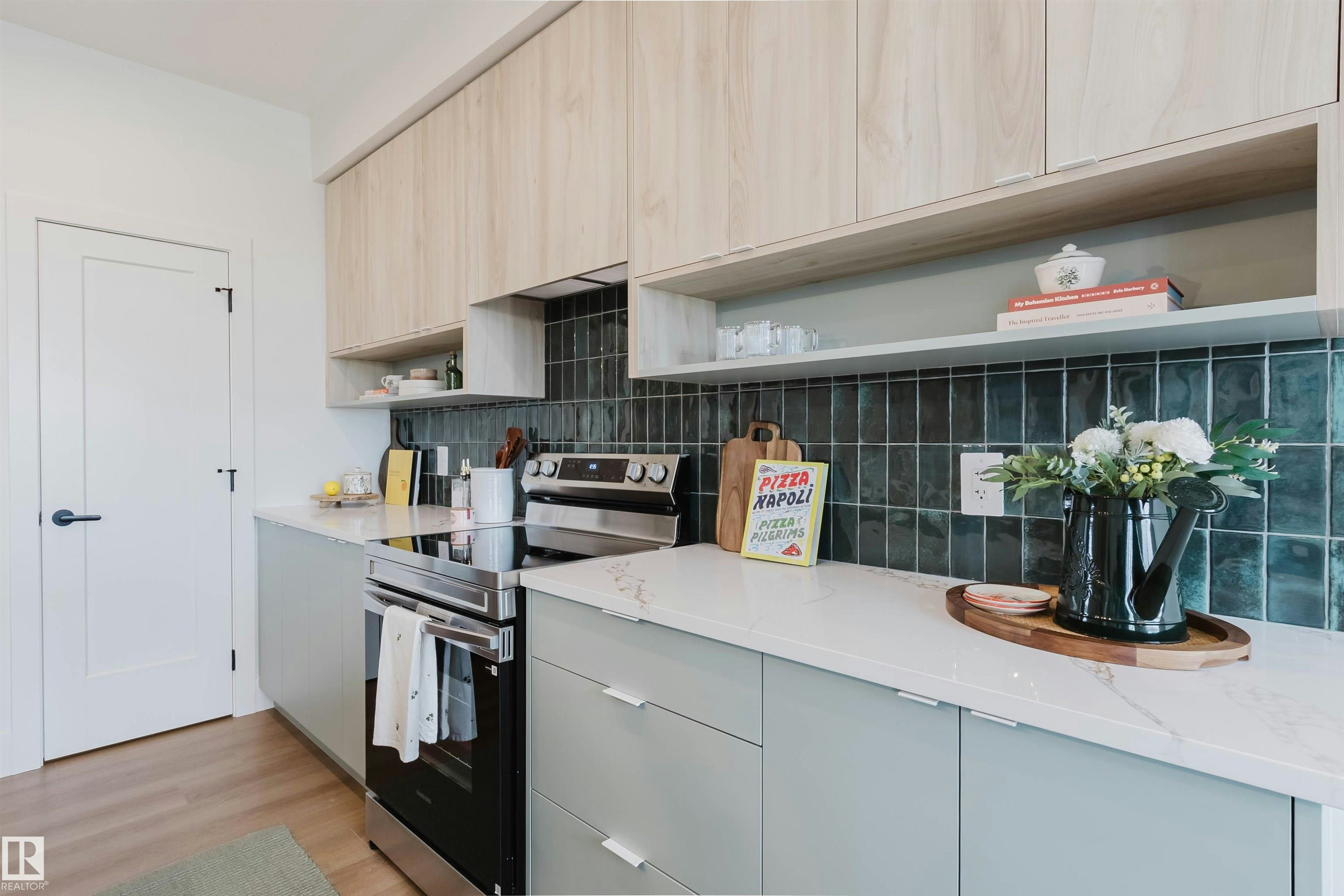 8293 Kiriak Loop, Edmonton, AB, T6W 5S2