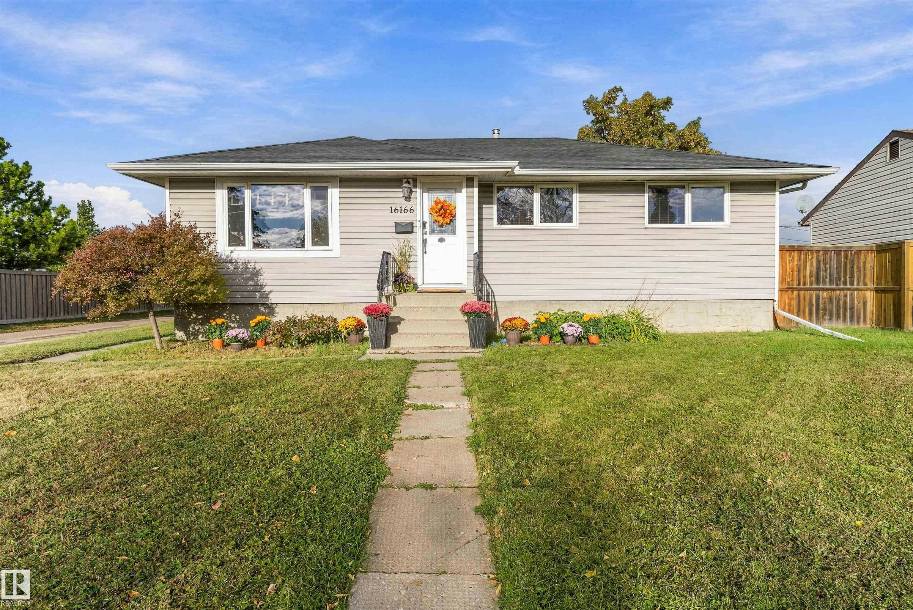 16166 110 A Avenue NW, Edmonton, AB, T5P 1J1