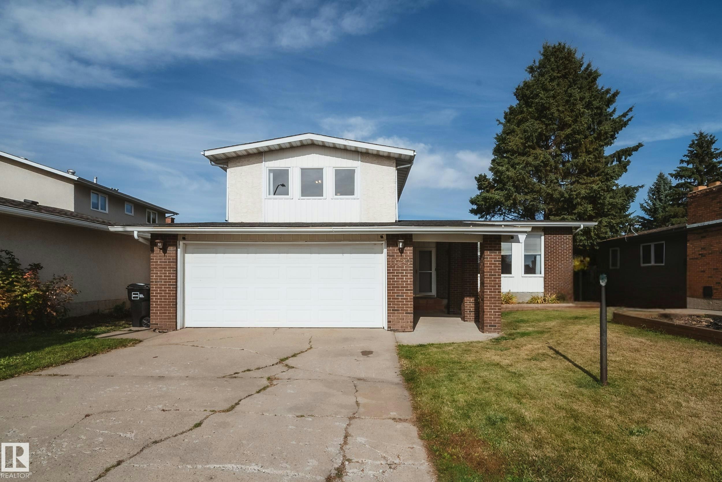 11720 158 Avenue, Edmonton, AB, T5X 2K4