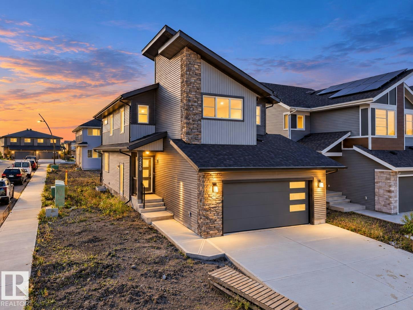 2420 205 Street, Edmonton, AB, T6M 1N6