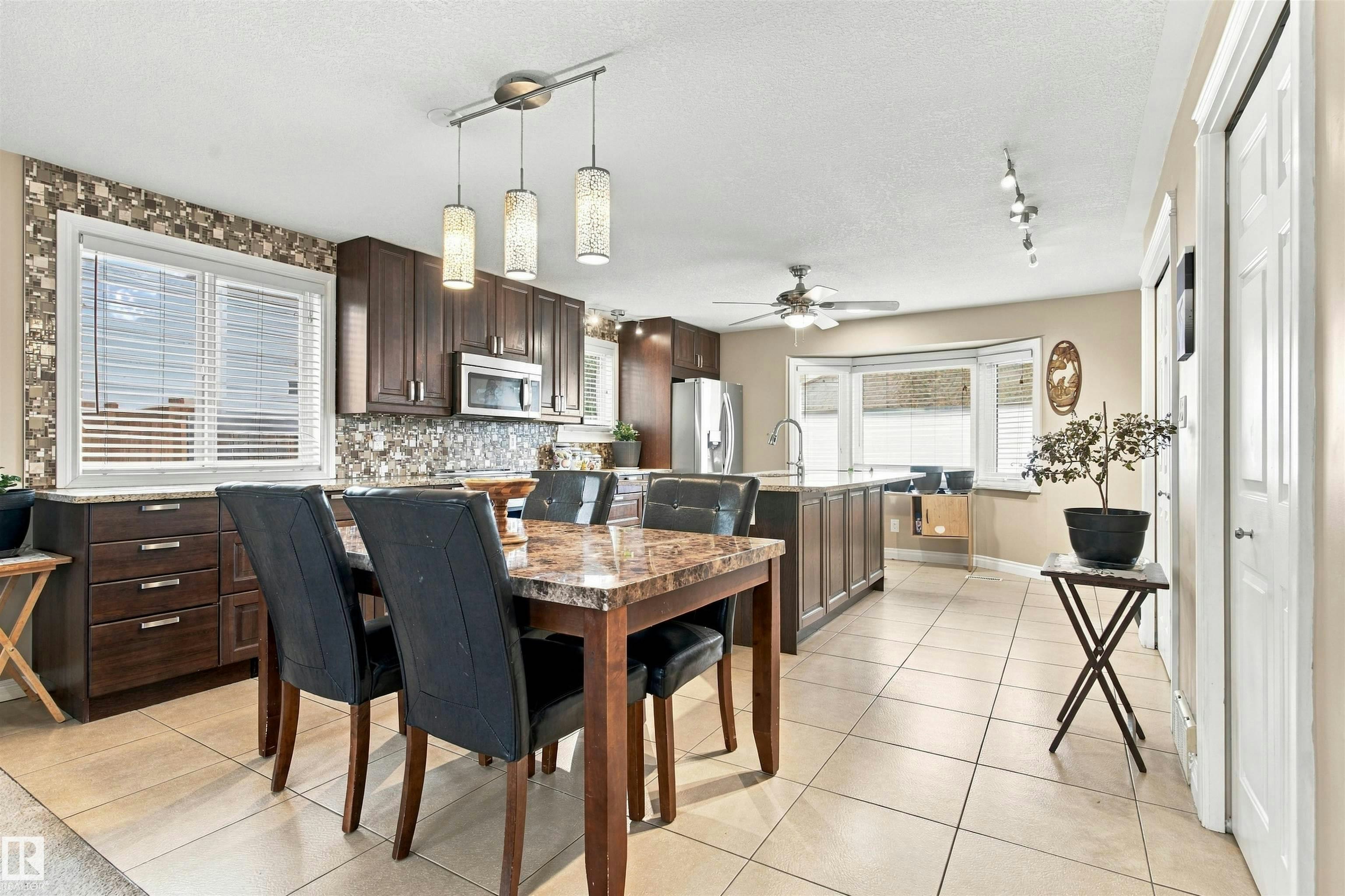 18208 99 Avenue, Edmonton, AB, T5T 3J2