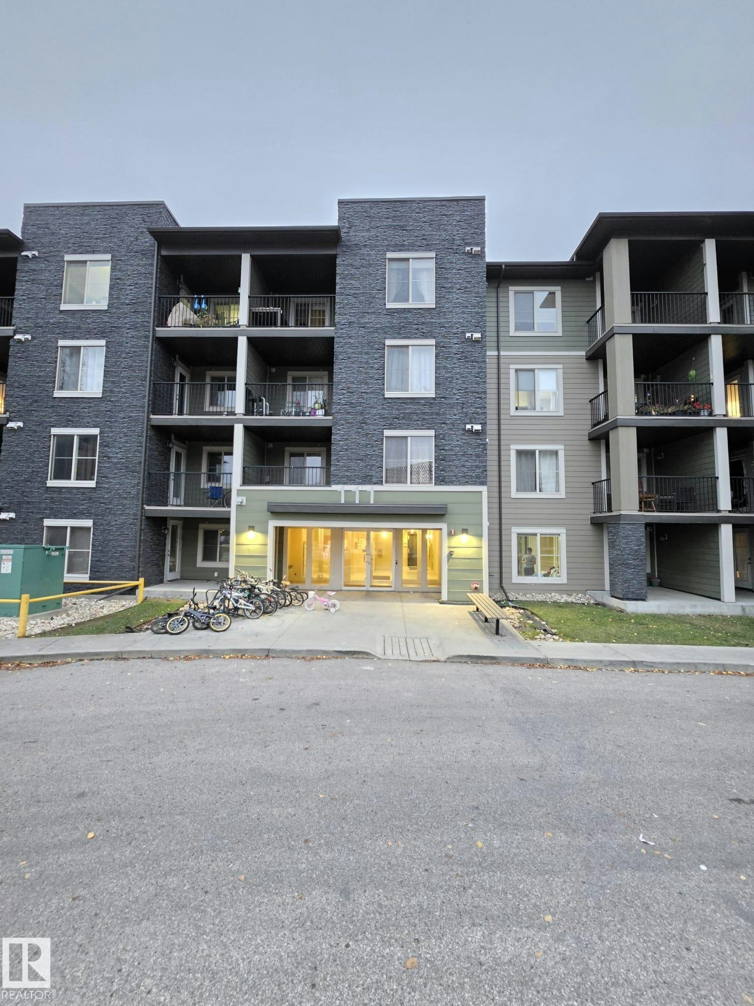 206-111 Watt Common, Edmonton, AB, T6X 2C6