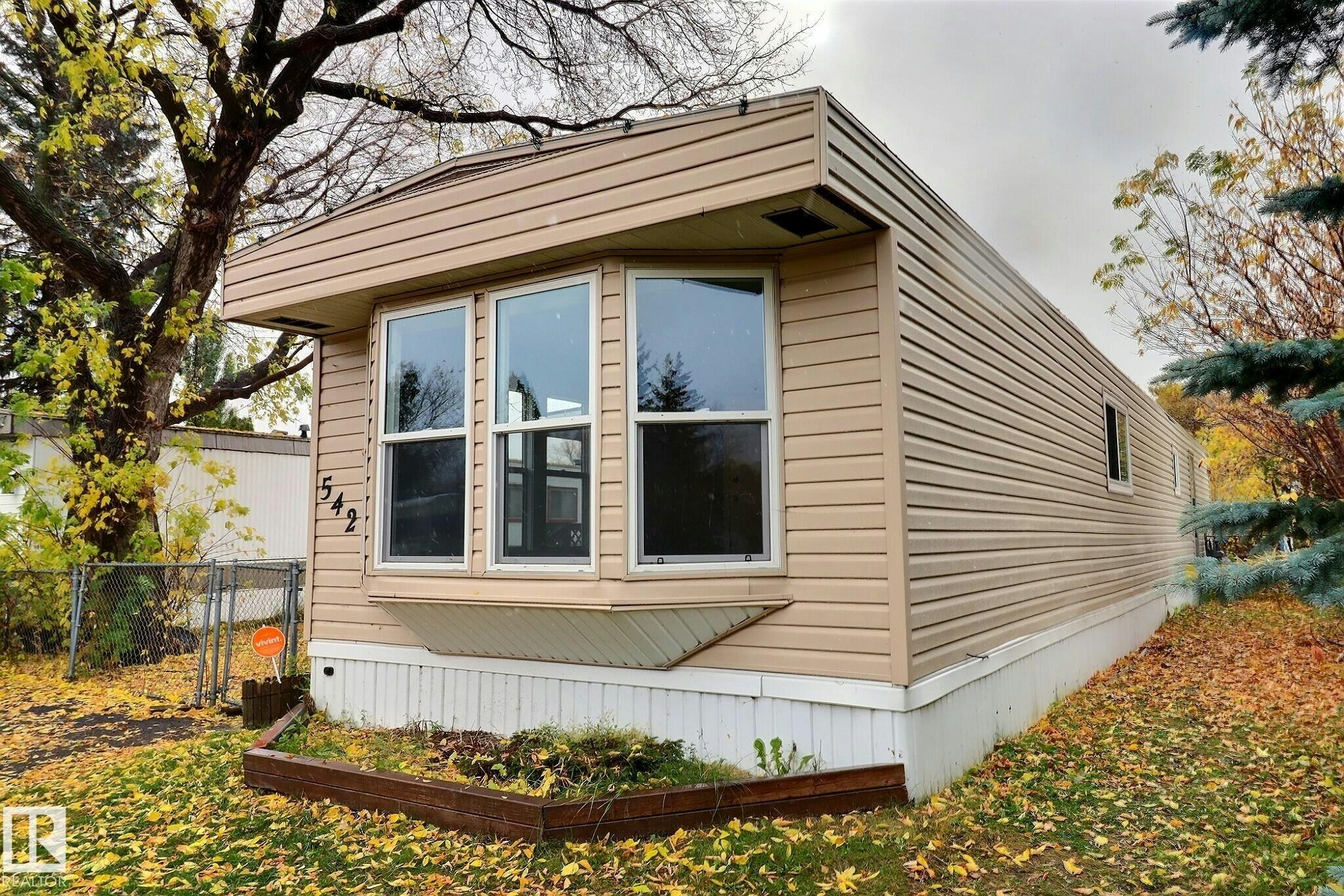 542 Evergreen Park, Edmonton, AB, T5Y 4M2