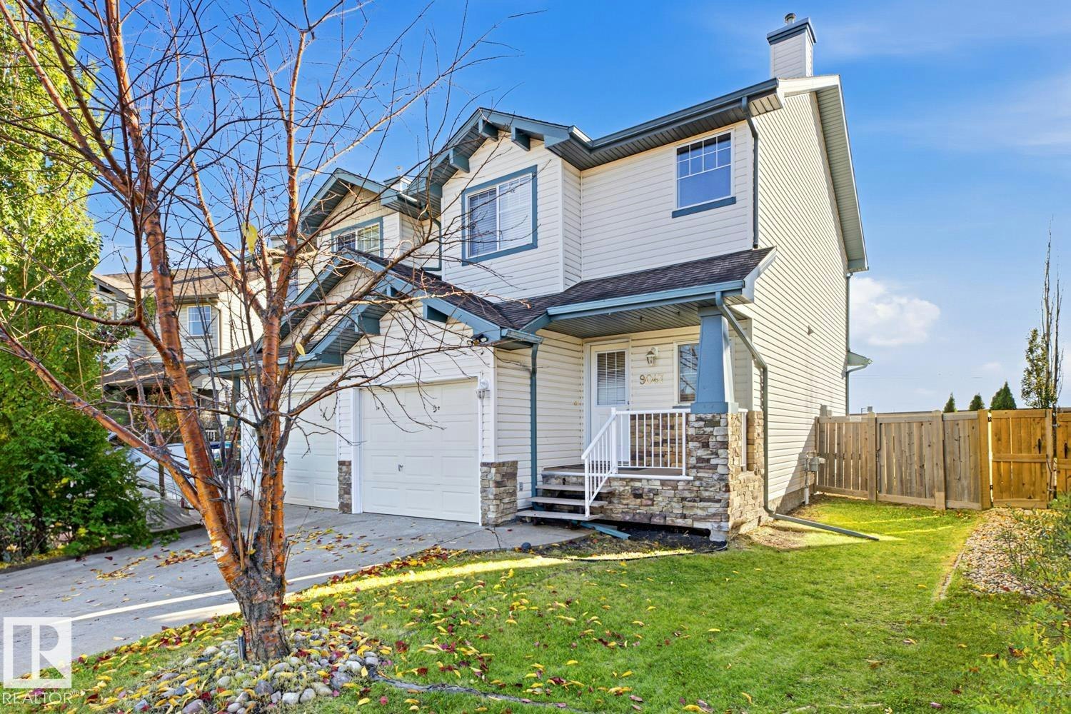 9047 Scott Crescent, Edmonton, AB, T6R 0E8