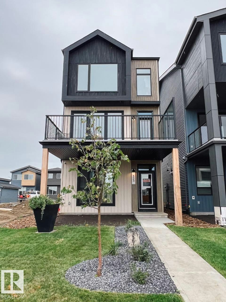 424 31 Street, Edmonton, AB, T6X 3N8