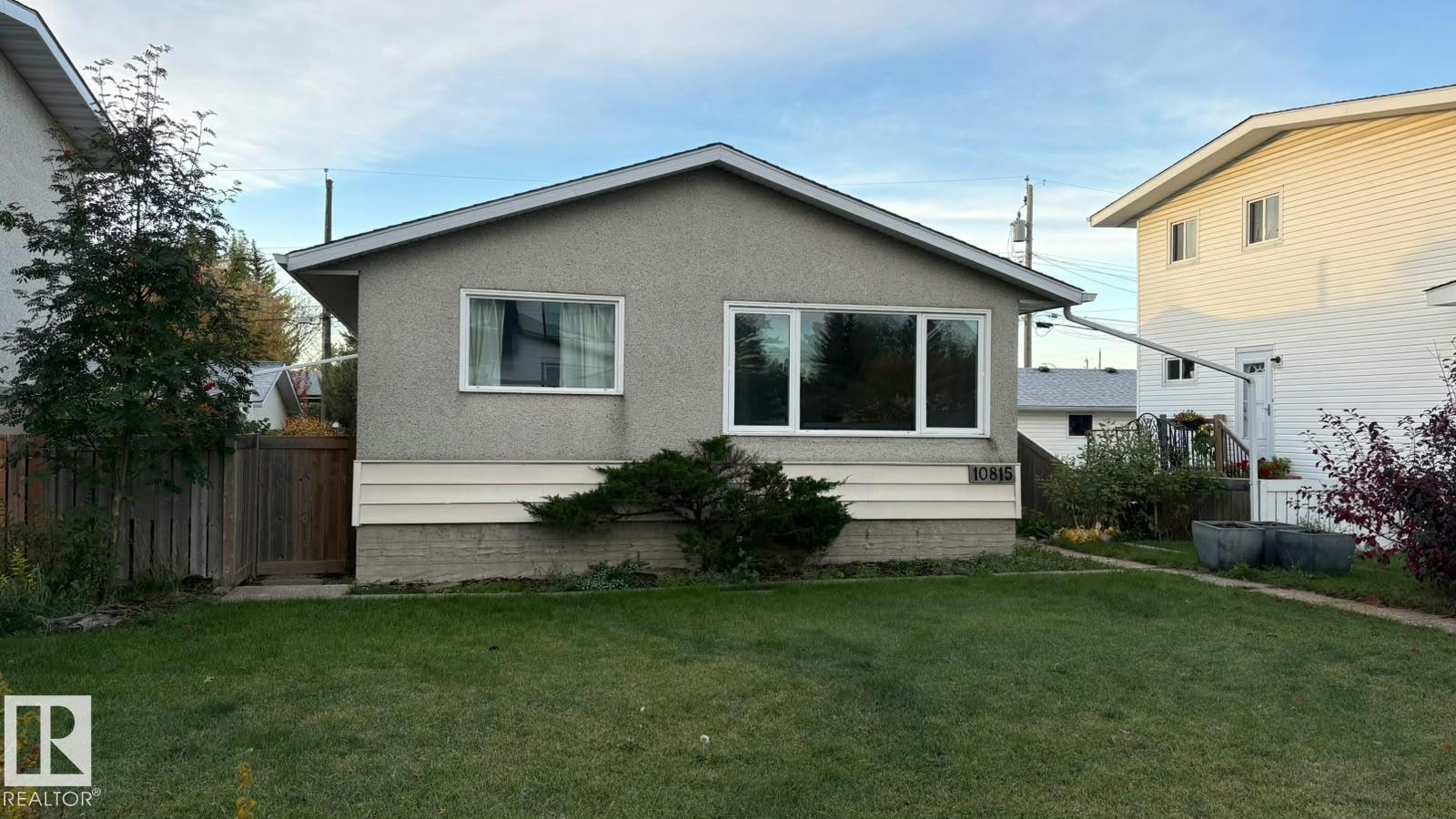 10815 53 Avenue, Edmonton, AB, T6H 0S1