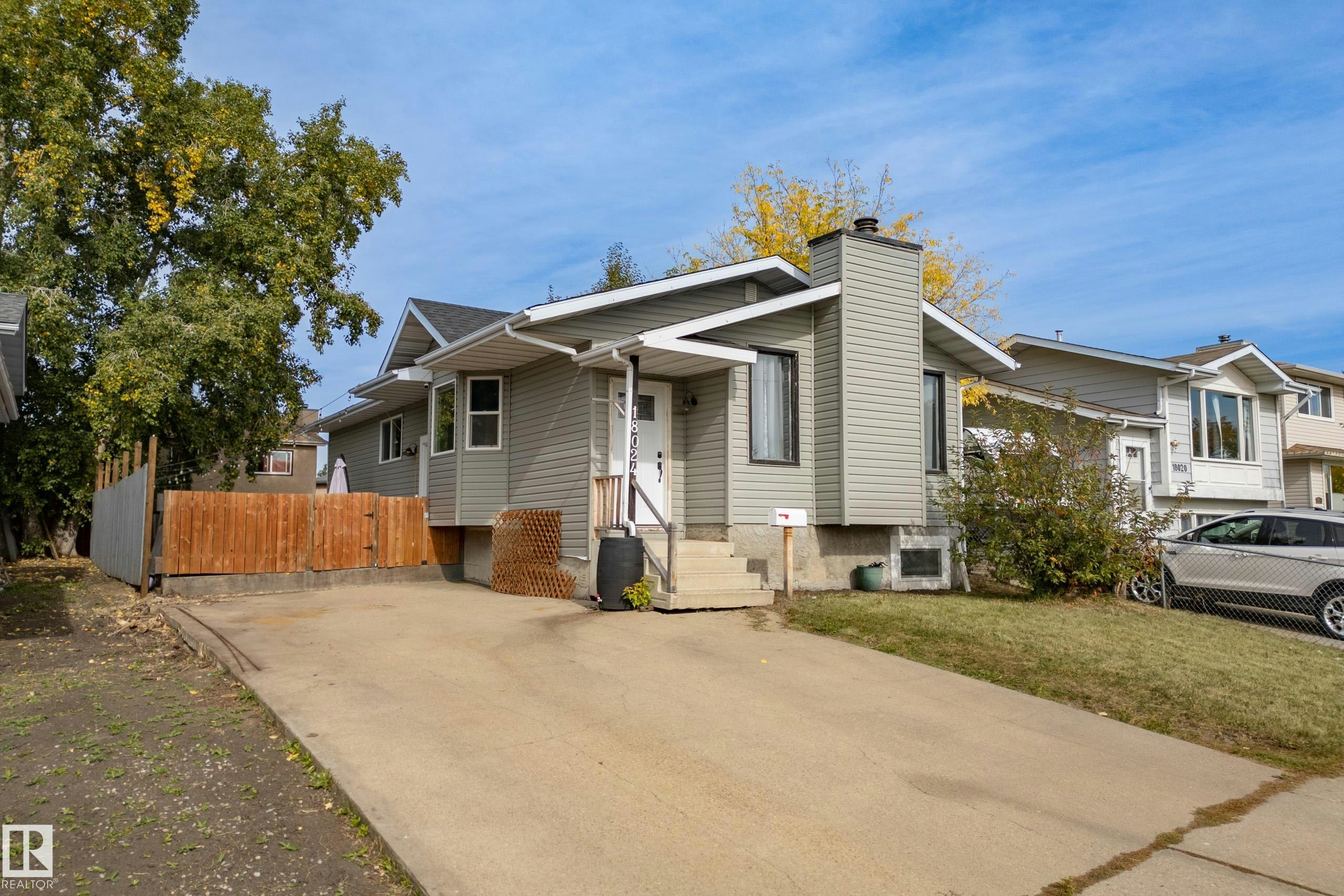 18024 73 Avenue, Edmonton, AB, T5T 3K3